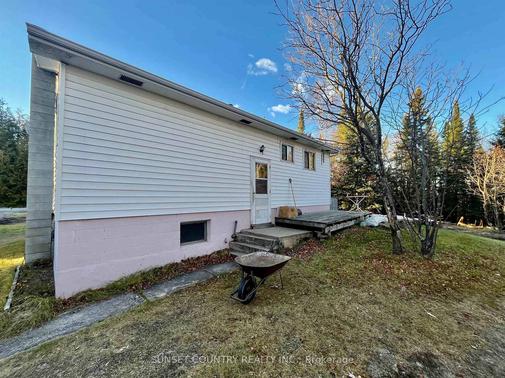 Photo 29 of 343 Hwy 665, Kenora Remote Area, Oxdrift — HOMEH