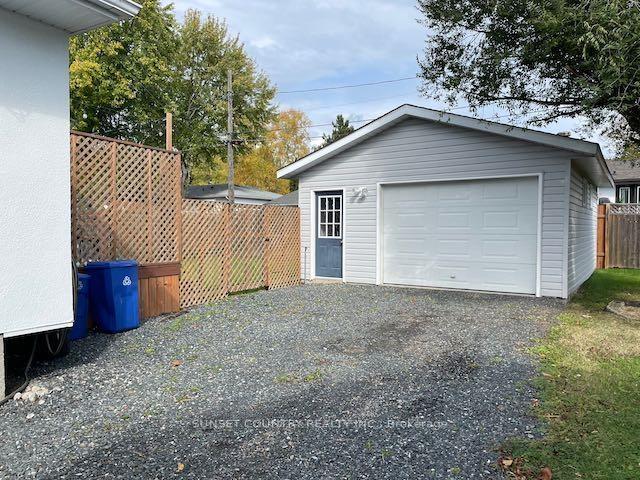 Photo 20 of 123 Wabigoon Drive, Dryden, Pronger Park — HOMEH