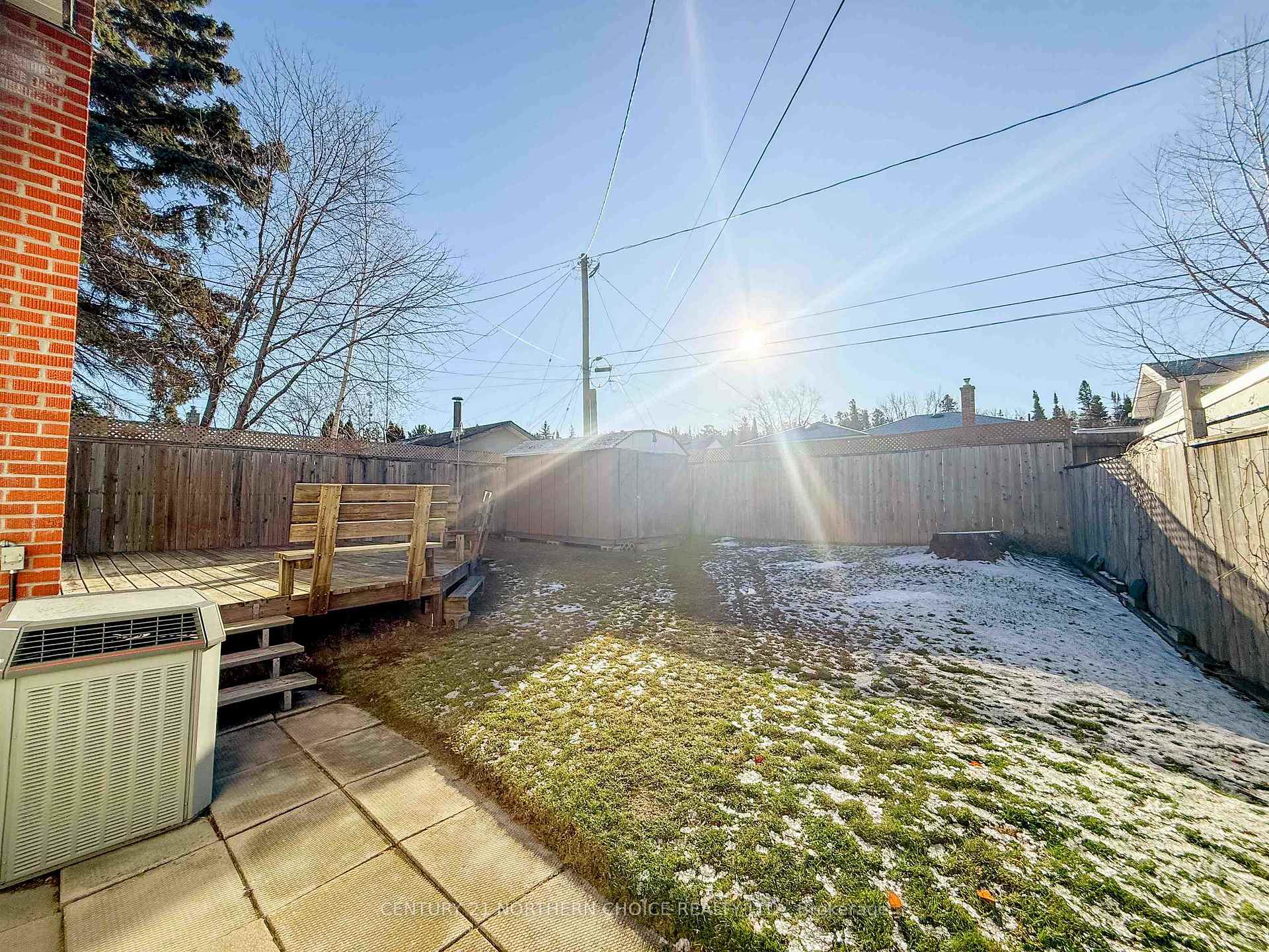 Photo 3 of 1271 Valley Drive, Kenora, Pinecrest — HOMEH