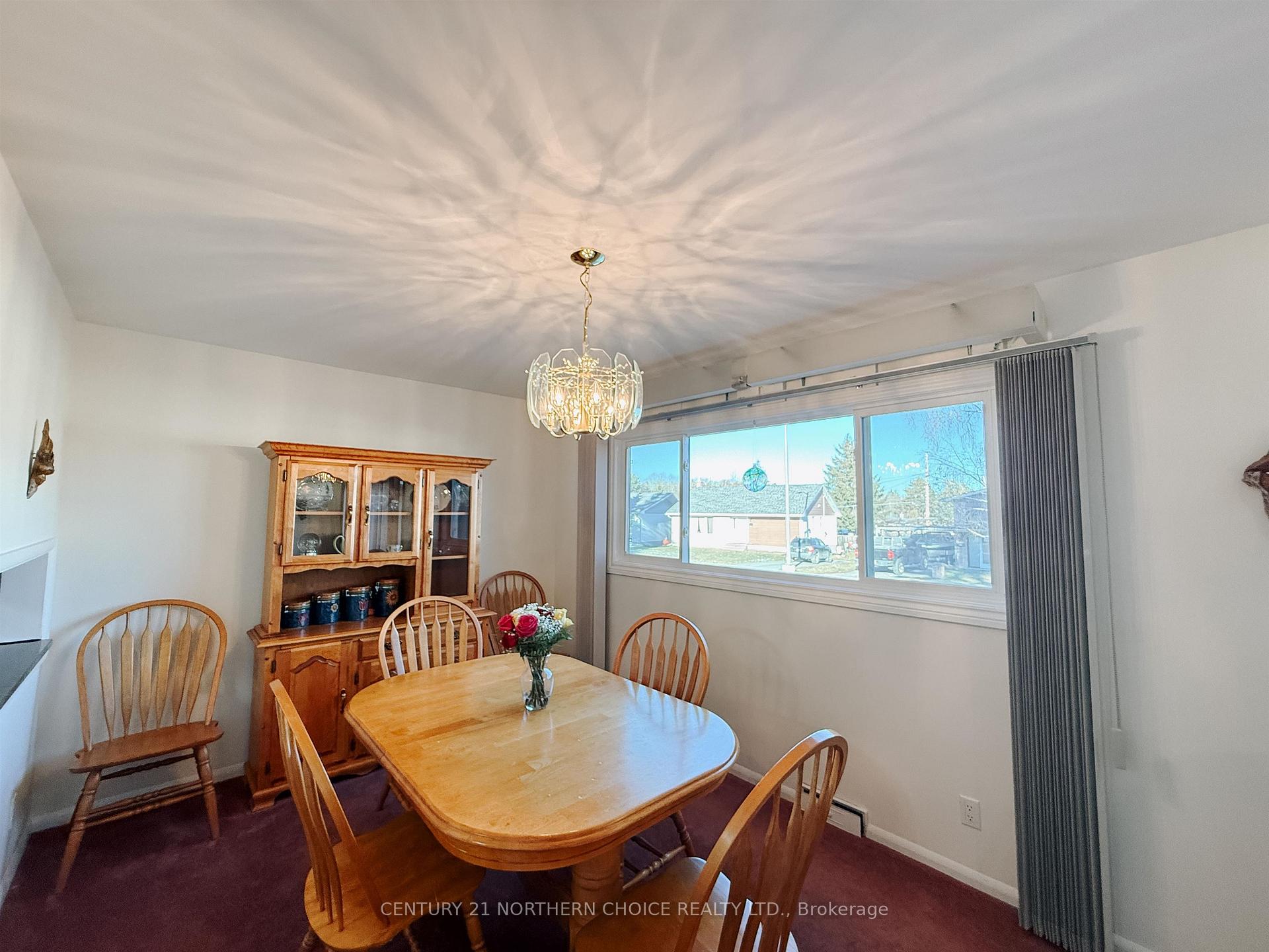 Photo 12 of 1271 Valley Drive, Kenora, Pinecrest — HOMEH
