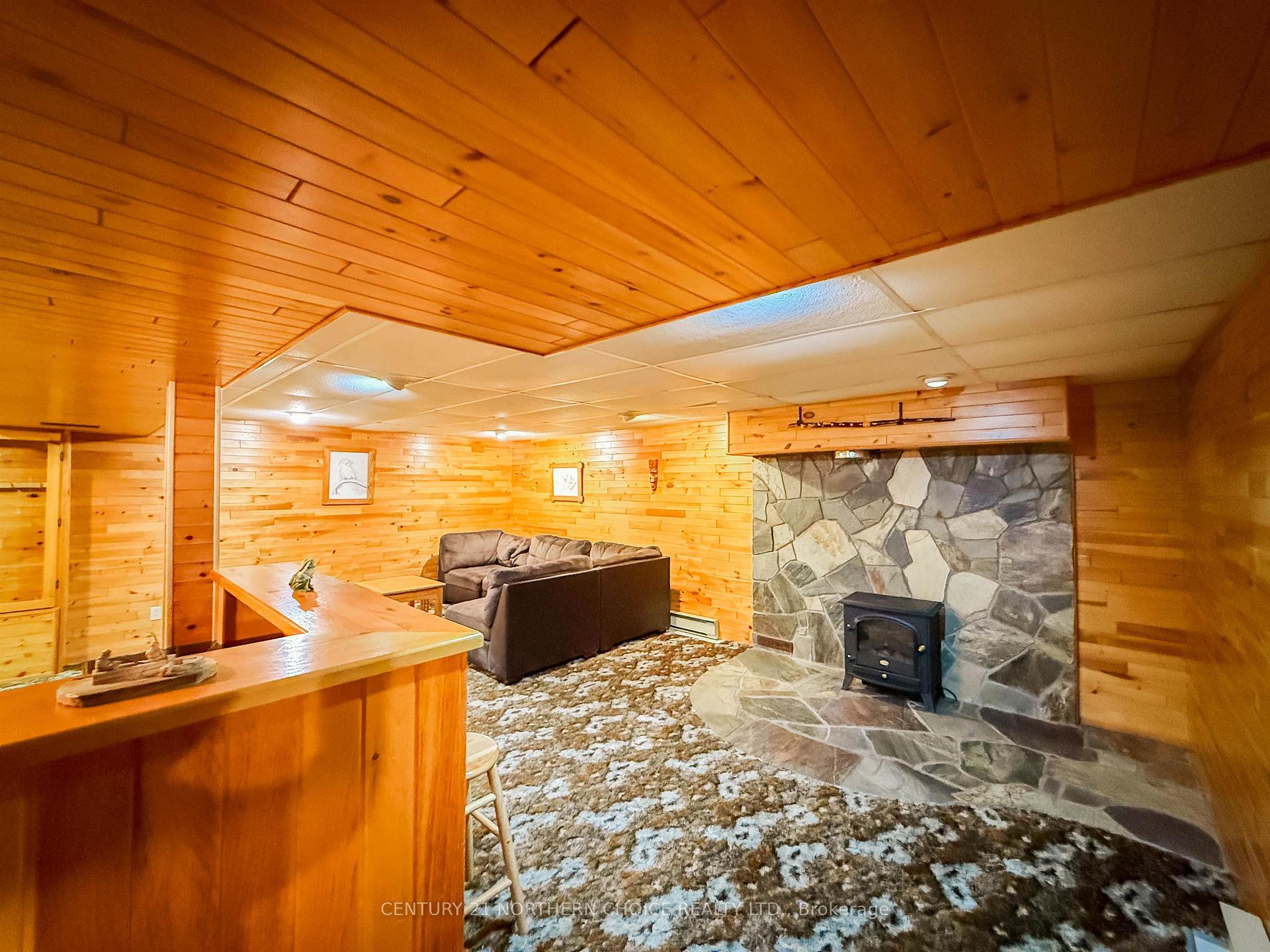 Photo 28 of 1271 Valley Drive, Kenora, Pinecrest — HOMEH