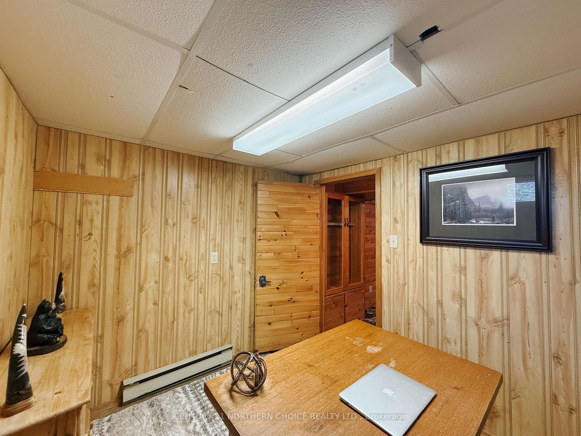 Photo 36 of 1271 Valley Drive, Kenora, Pinecrest — HOMEH