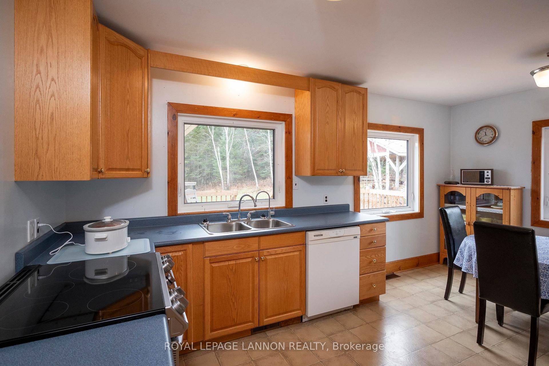 Photo 17 of 200 Old Mill Road, Thunder Bay Remote Area, Lybster — HOMEH