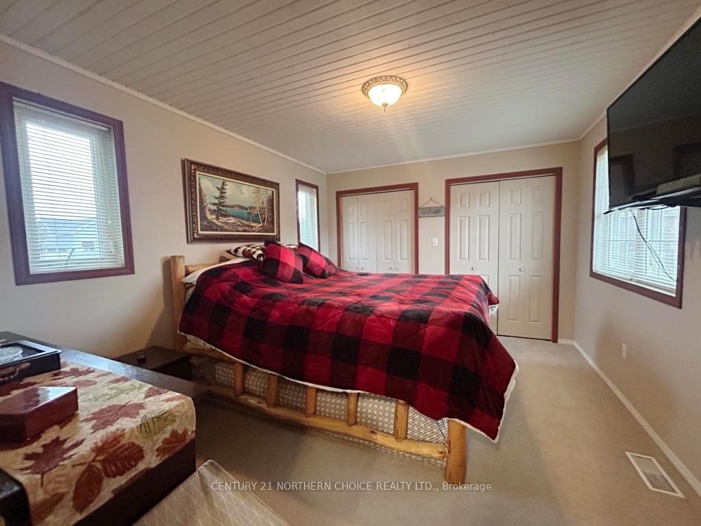 Photo 13 of 1115 Second Street East, Fort Frances — HOMEH