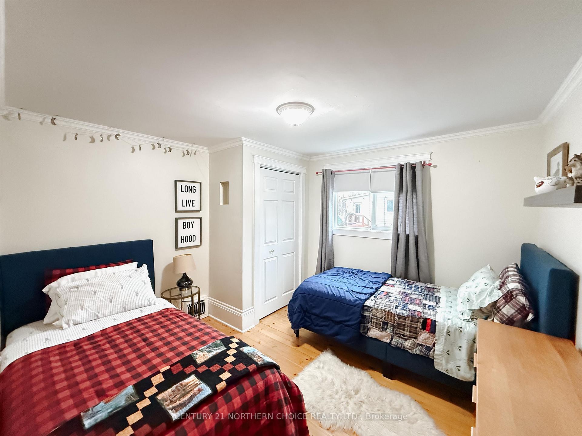 Photo 34 of 403 May Avenue, Kenora, Keewatin — HOMEH