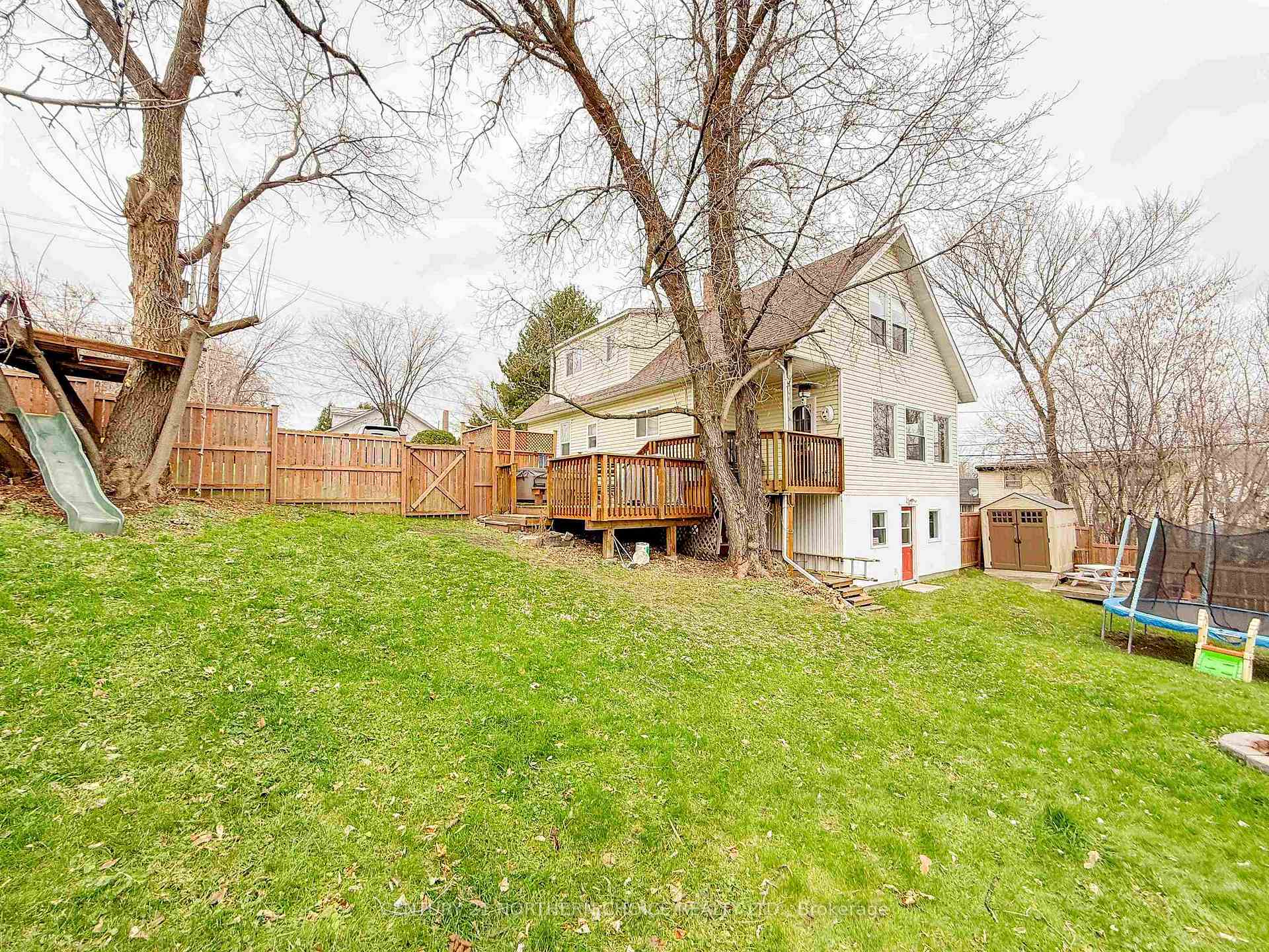 Photo 39 of 403 May Avenue, Kenora, Keewatin — HOMEH