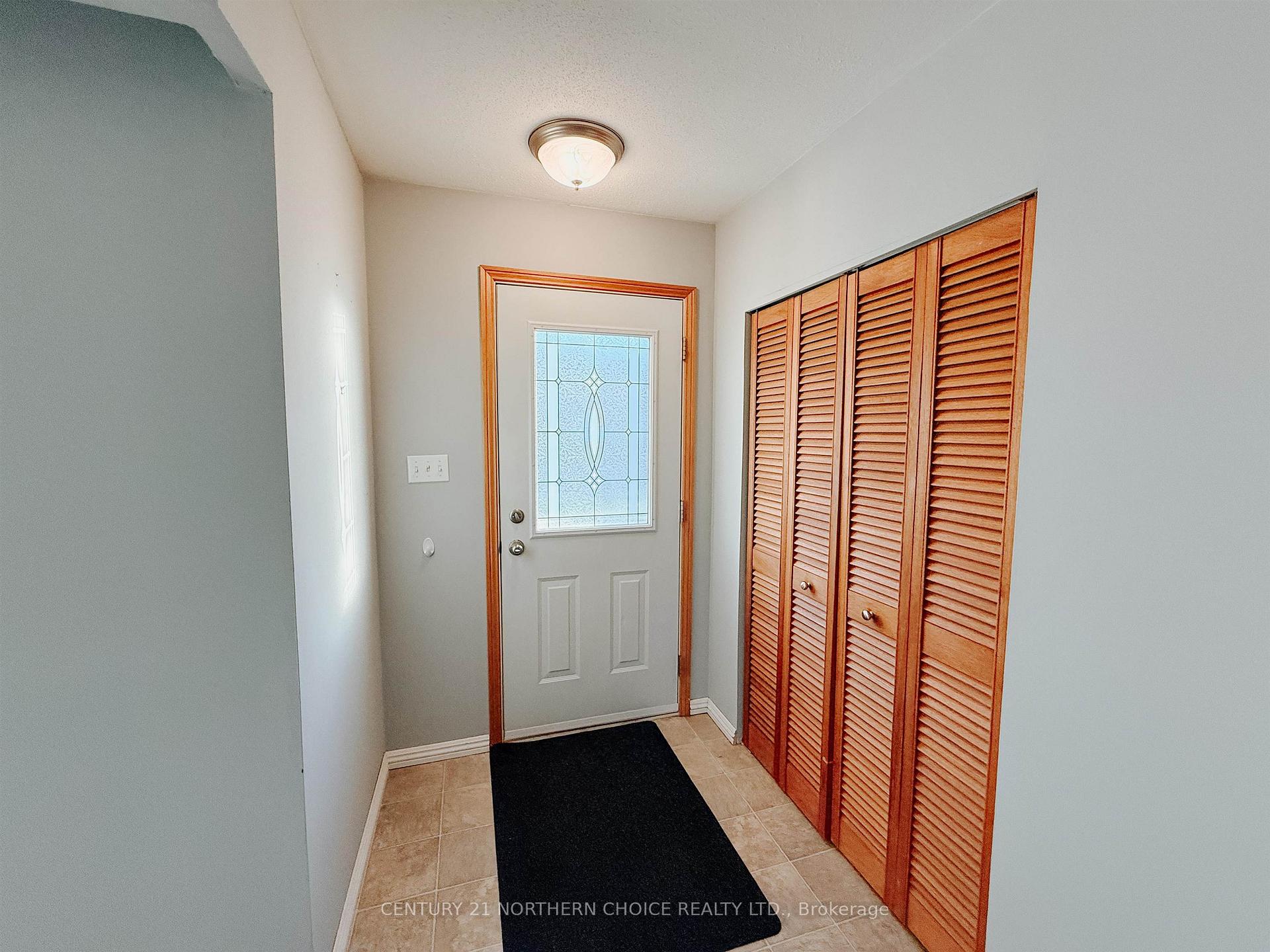 Photo 14 of 78 Drewry Drive, Kenora, Pinecrest — HOMEH