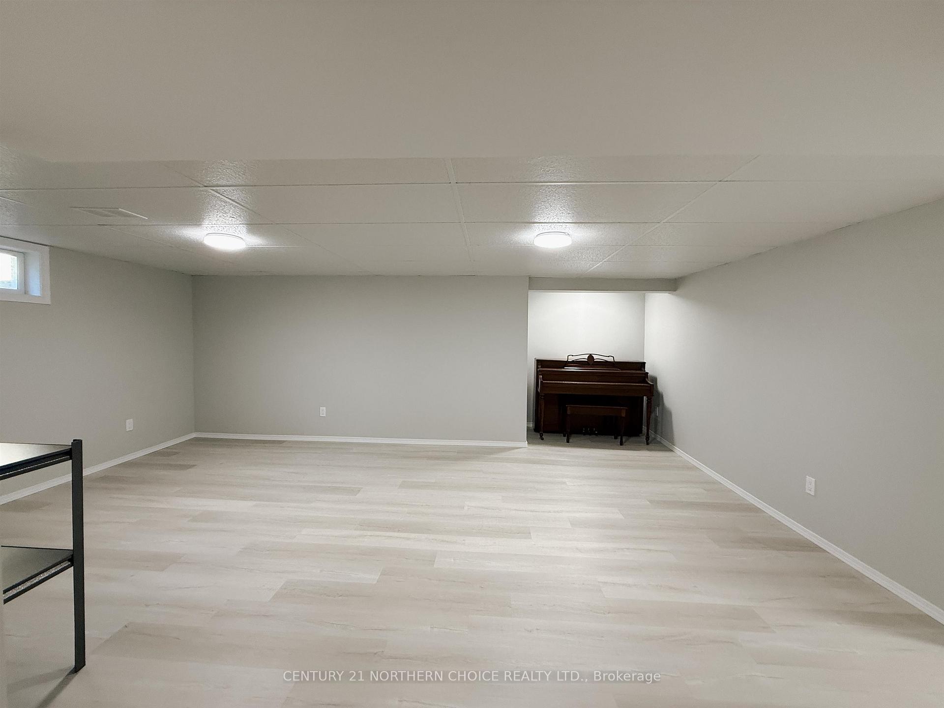 Photo 24 of 78 Drewry Drive, Kenora, Pinecrest — HOMEH