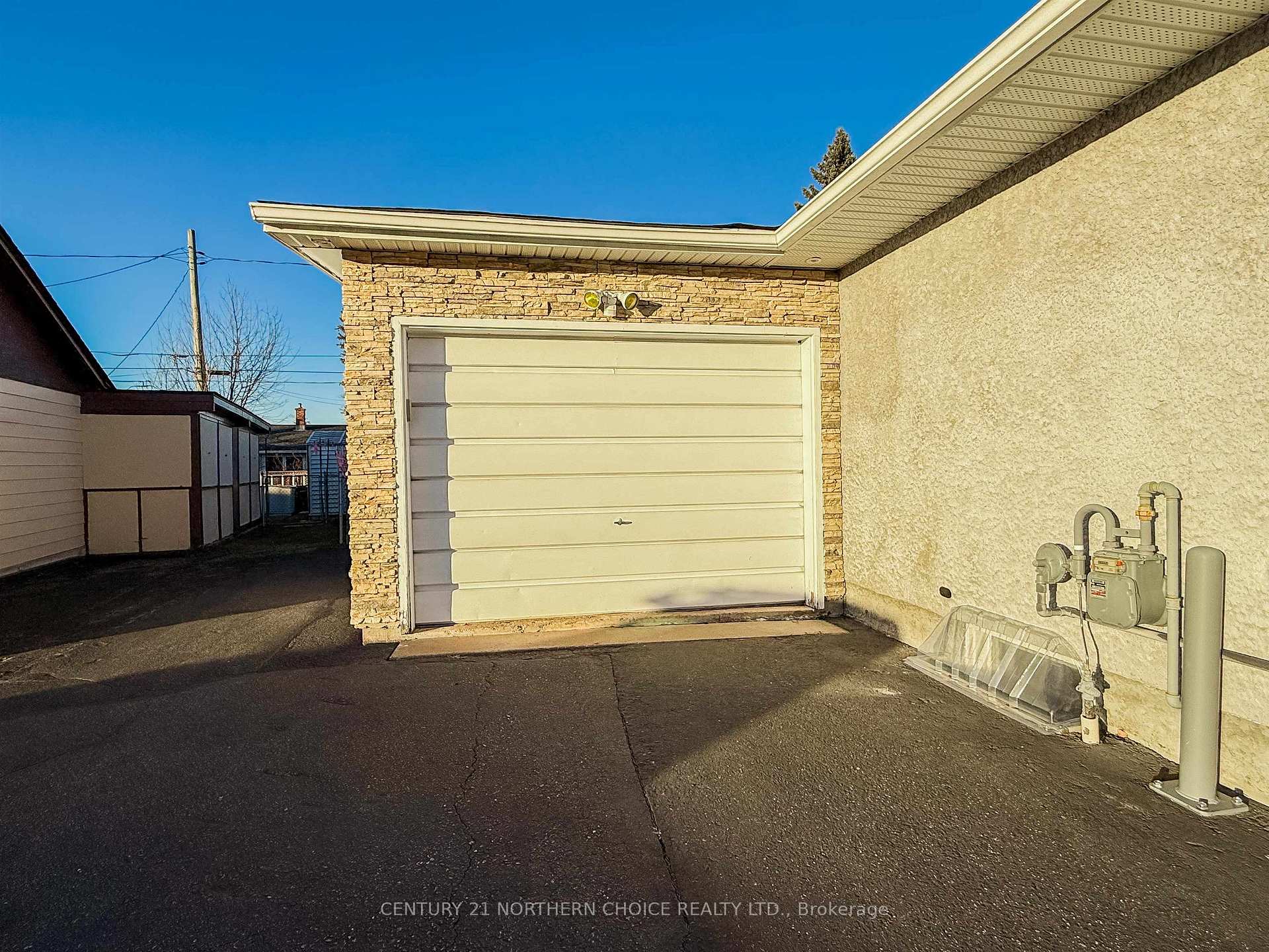 Photo 35 of 78 Drewry Drive, Kenora, Pinecrest — HOMEH