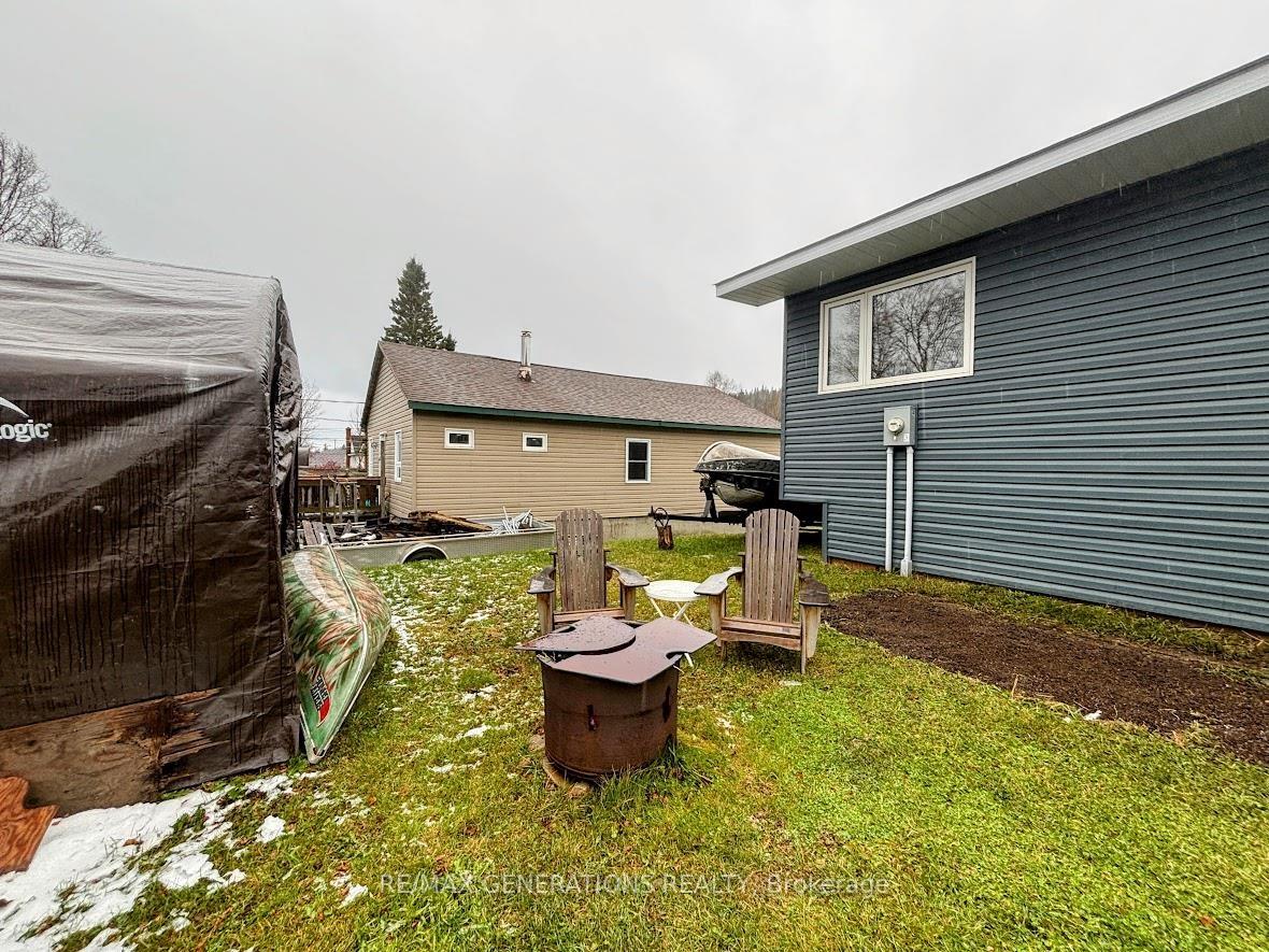 Photo 30 of 3 Howe Street, Marathon — HOMEH