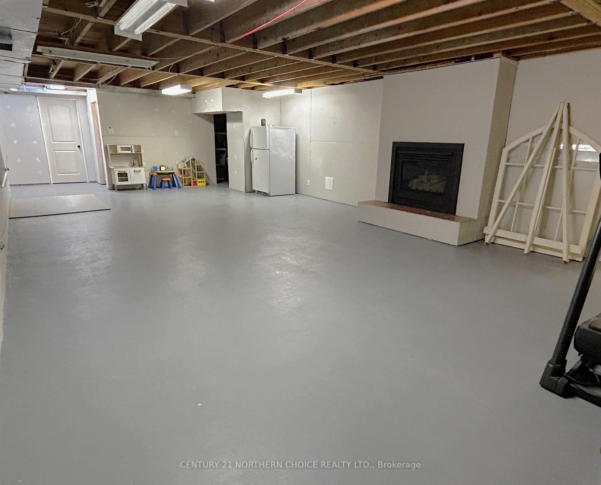 Photo 20 of 502 Flinders Avenue, Fort Frances — HOMEH