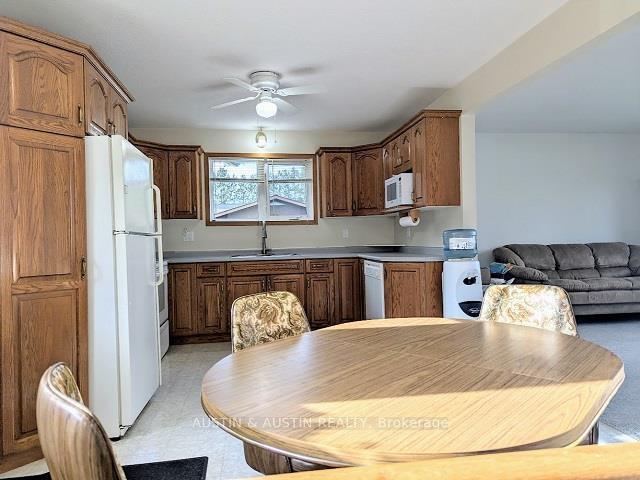 Photo 5 of 864 Sandy Beach Road, Dryden, Barclay — HOMEH