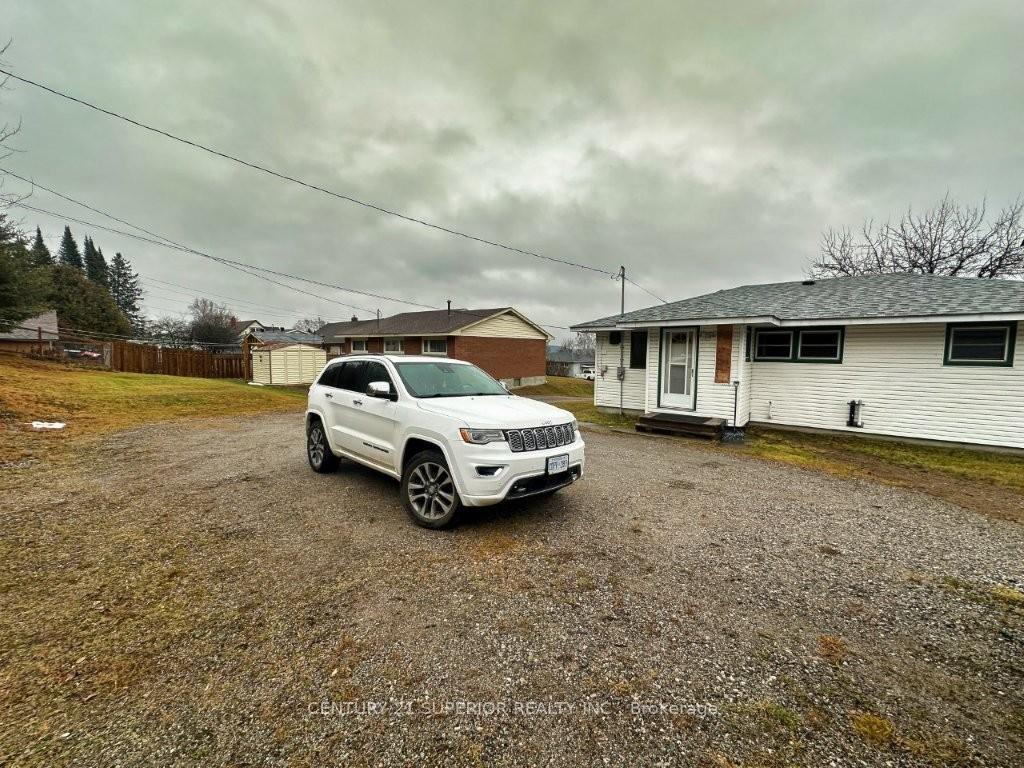 Photo 8 of 183 McKirdy Ave, Nipigon — HOMEH