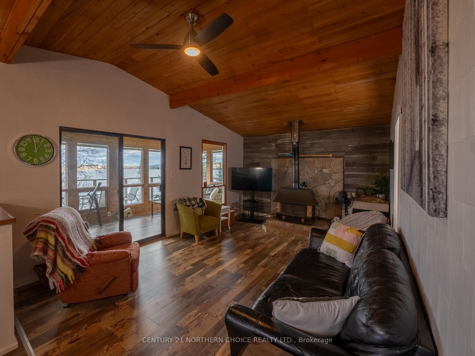 Photo 4 of 67 Coward Road, Kenora Remote Area, West of Kenora — HOMEH