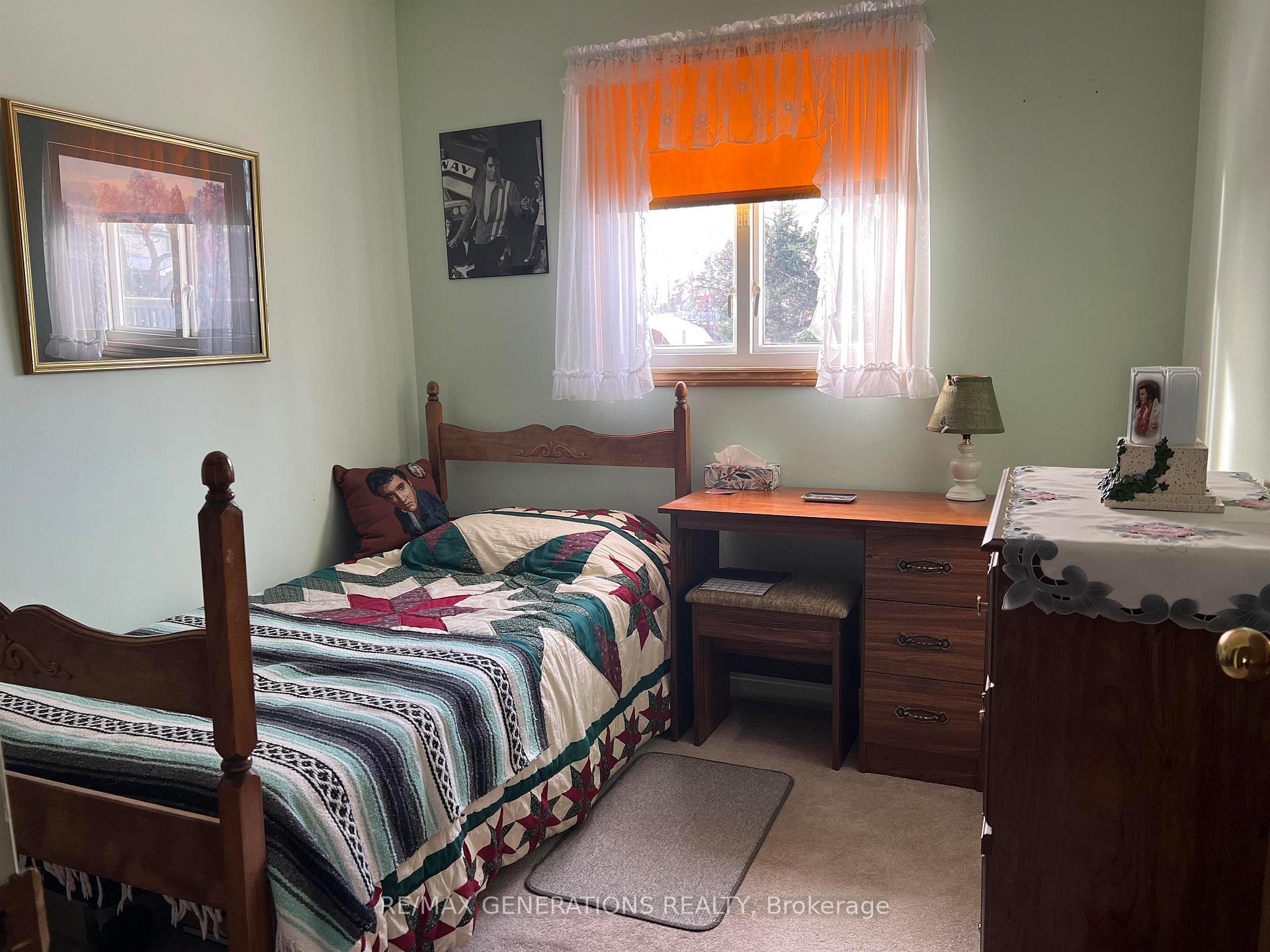 Photo 7 of 32 Hemlo Drive, Marathon — HOMEH