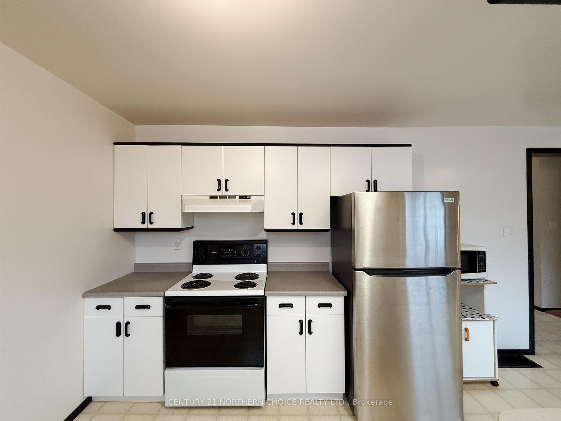 Photo 15 of 63 Peter Street West, Kenora, Norman — HOMEH