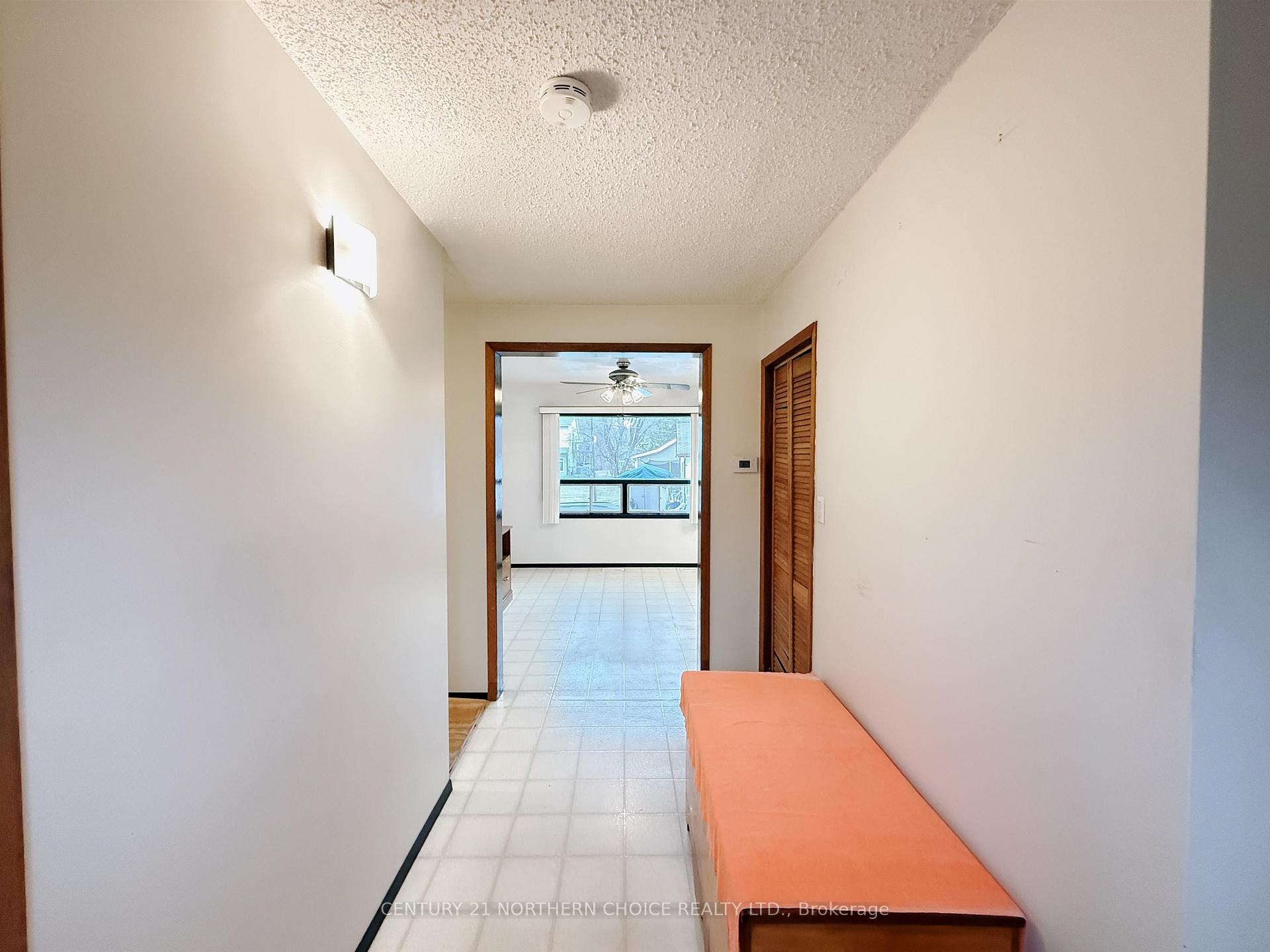 Photo 17 of 63 Peter Street West, Kenora, Norman — HOMEH