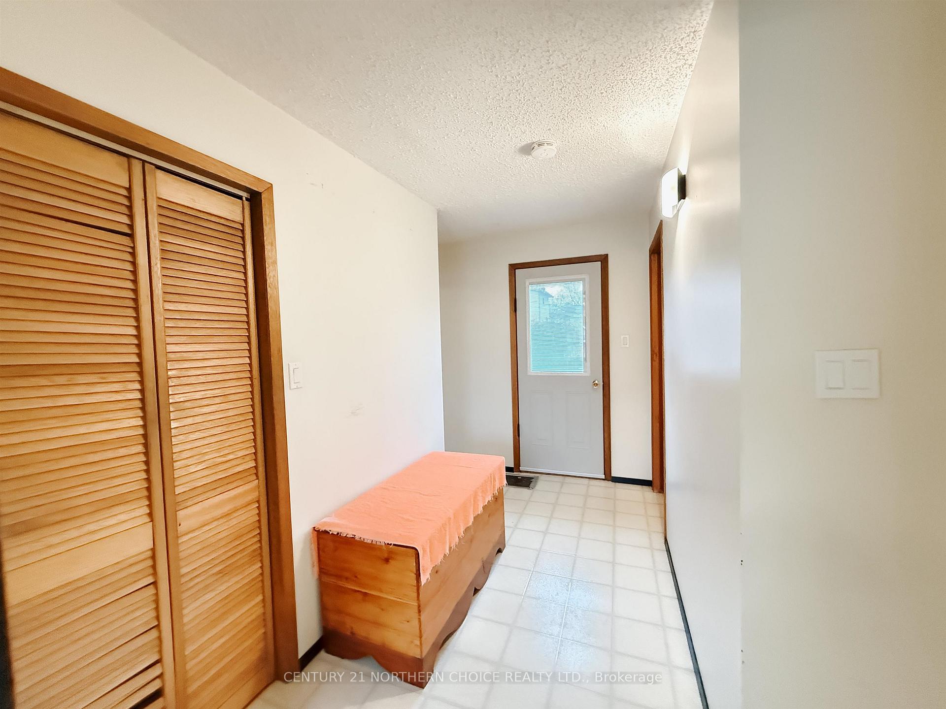 Photo 29 of 63 Peter Street West, Kenora, Norman — HOMEH