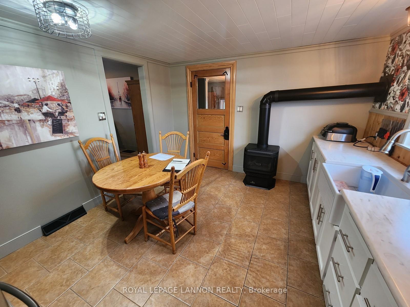 Photo 26 of 306 Ontario Street, Schreiber — HOMEH