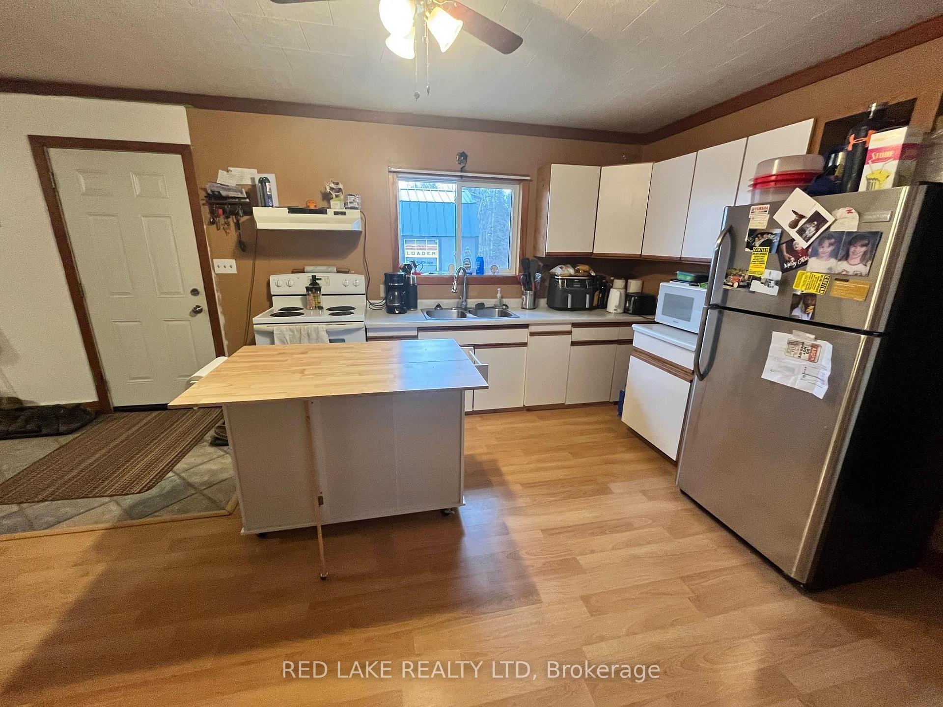 Photo 10 of 7 Birch Lane, Red Lake — HOMEH