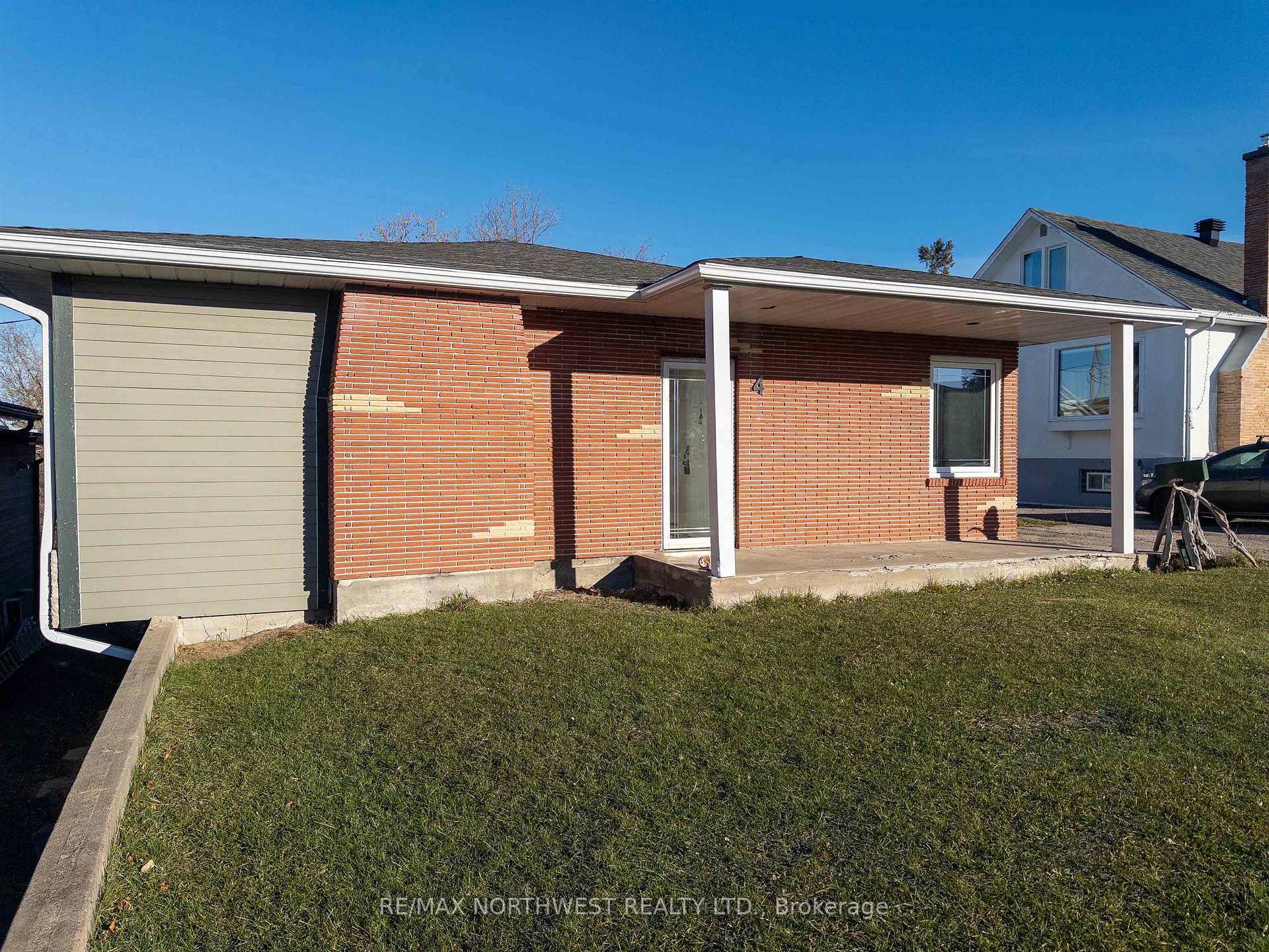 Photo 3 of 4 Machin Drive, Kenora, Lakeside — HOMEH