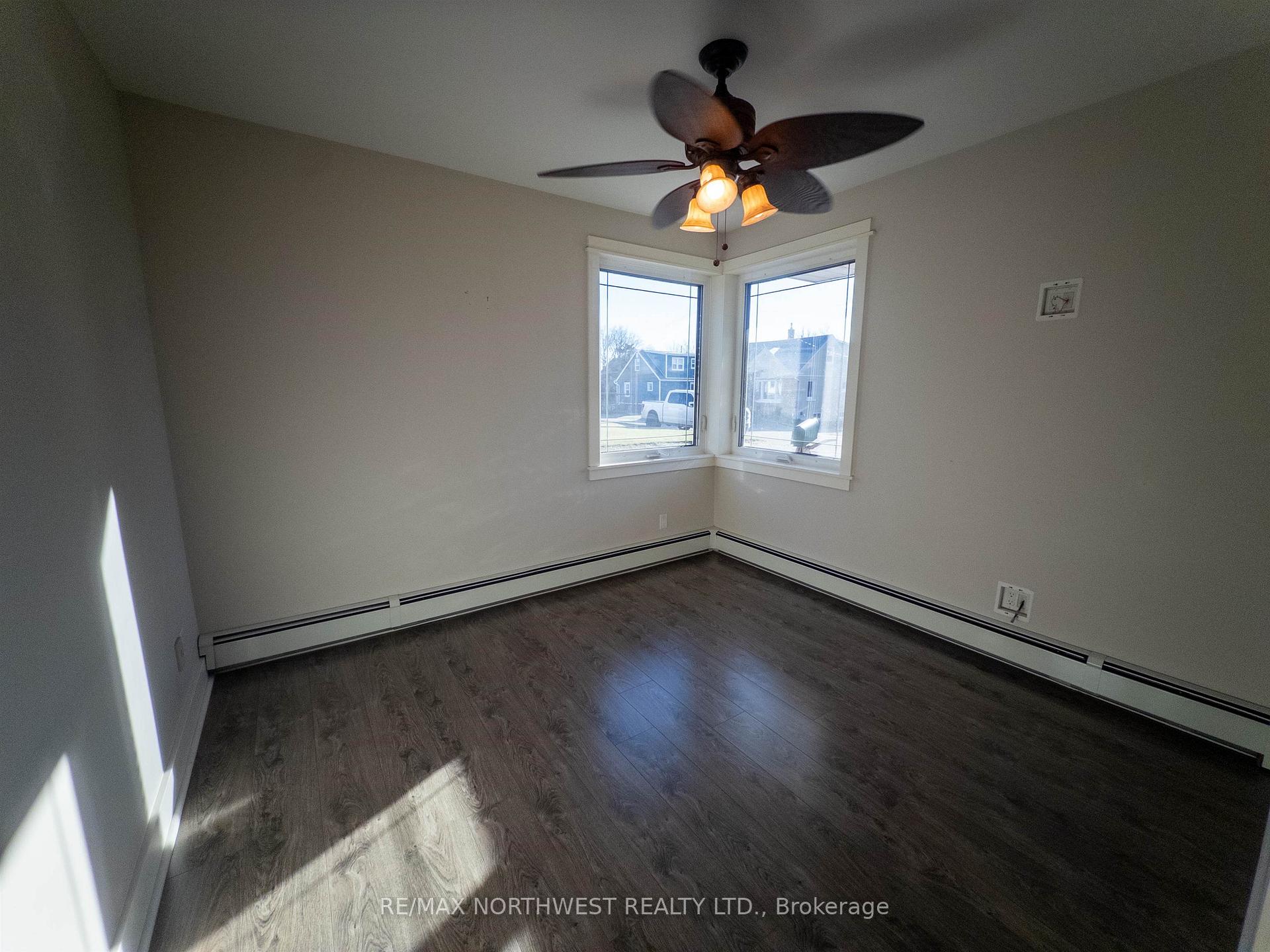 Photo 14 of 4 Machin Drive, Kenora, Lakeside — HOMEH
