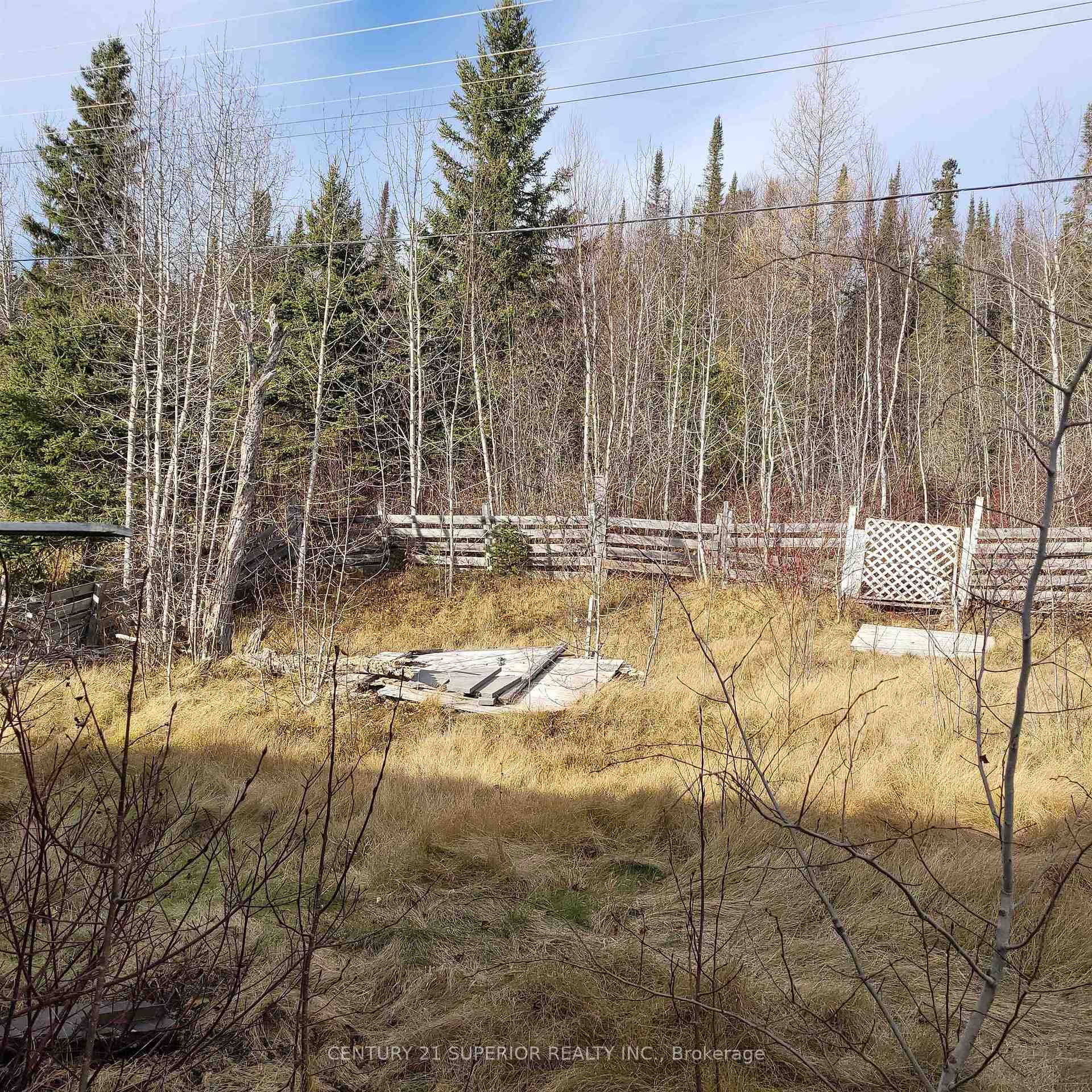 Photo 10 of 27 Warbler Drive, Manitouwadge — HOMEH