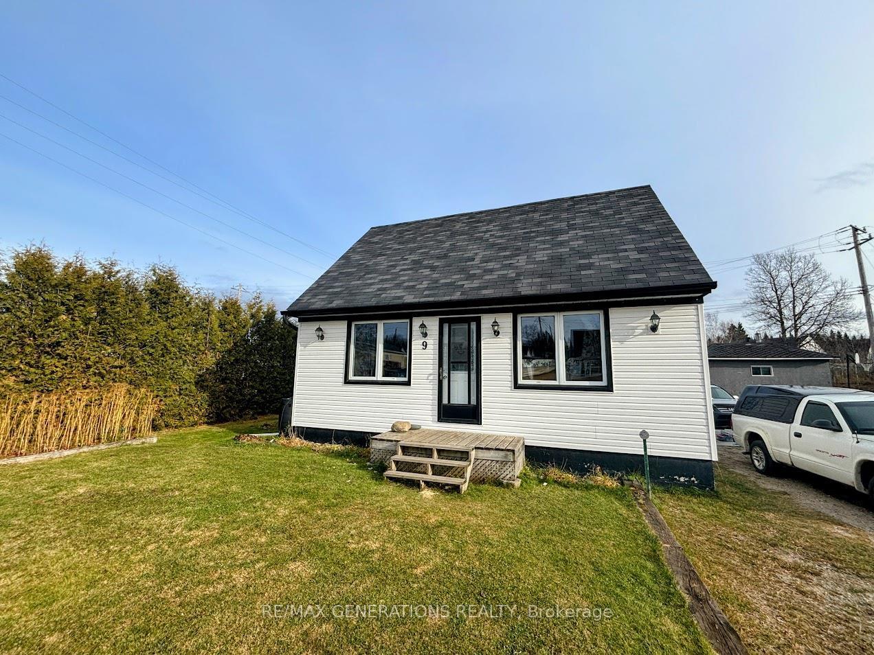 Photo 32 of 9 Shingwauk Drive, Manitouwadge — HOMEH