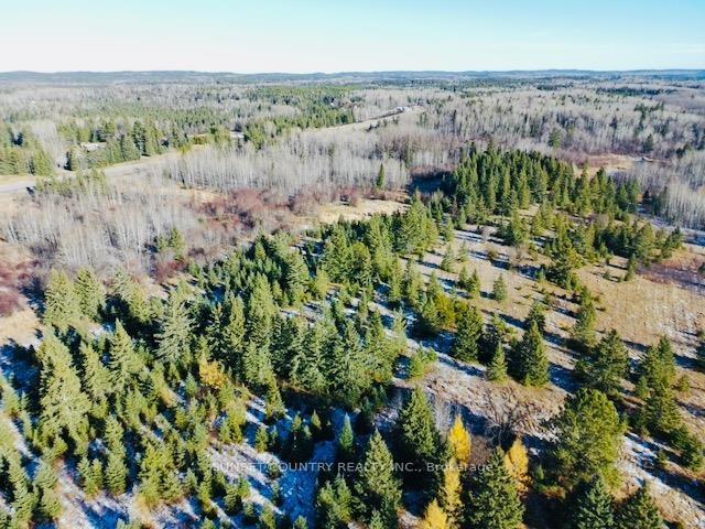 Photo 12 of 14794 17 E, Dryden, Barclay — HOMEH