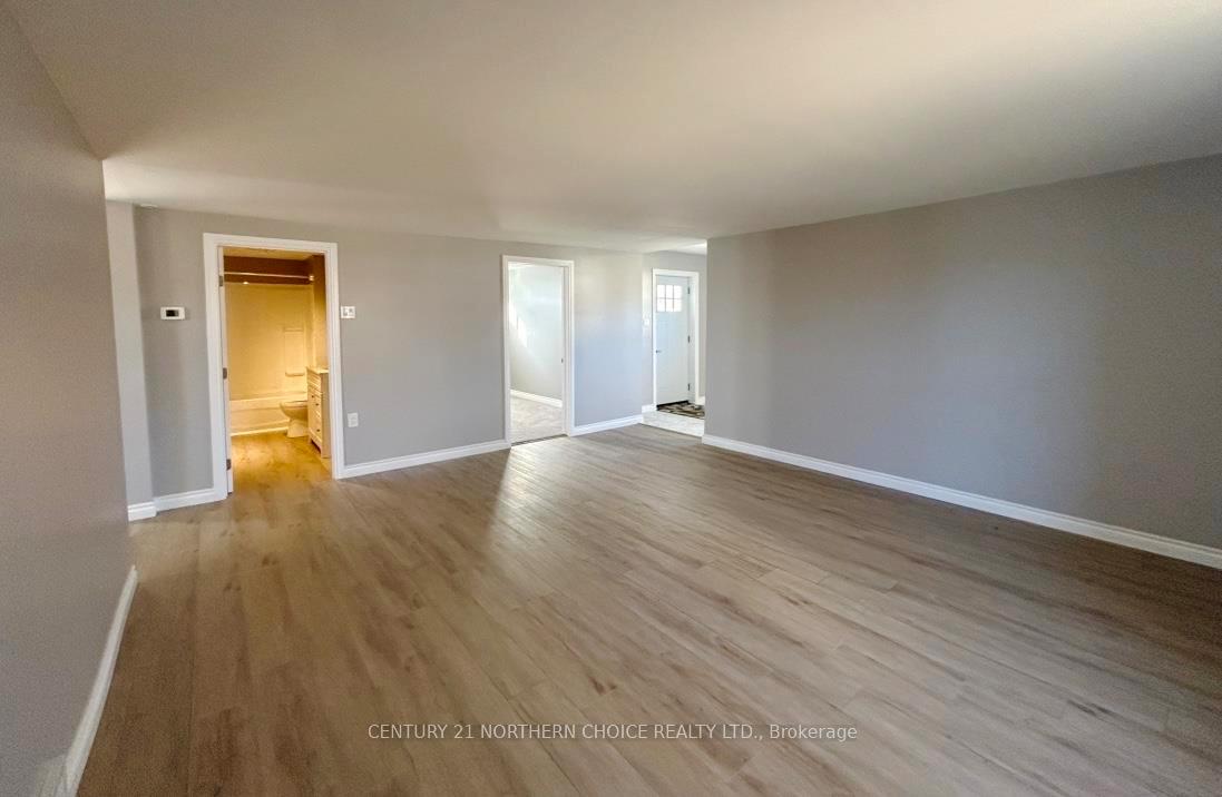 Photo 9 of 1007 Sunset Drive, Fort Frances — HOMEH