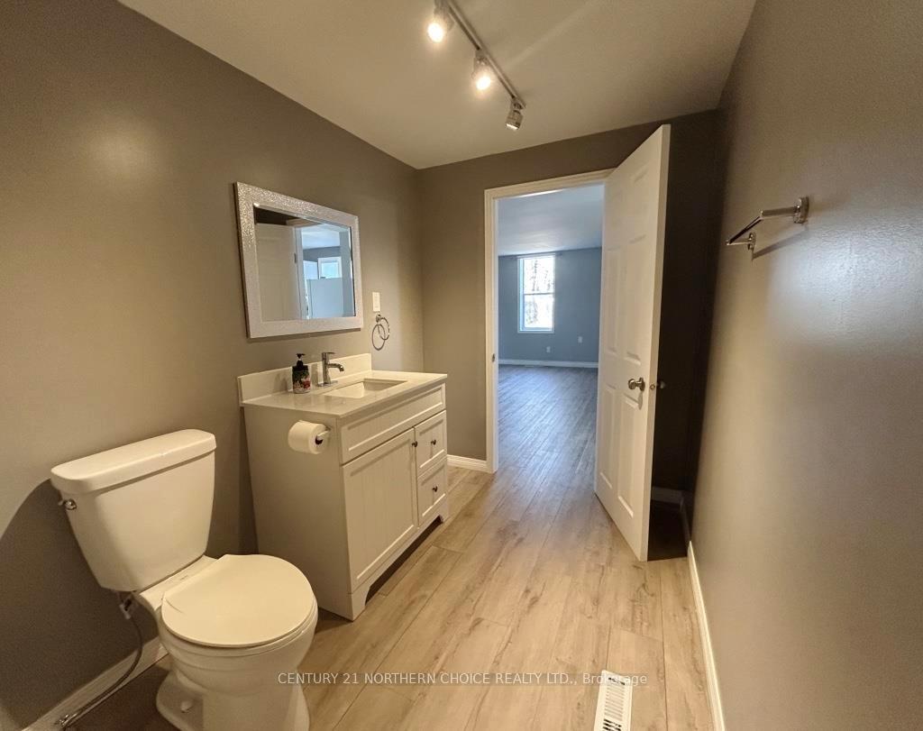 Photo 12 of 1007 Sunset Drive, Fort Frances — HOMEH