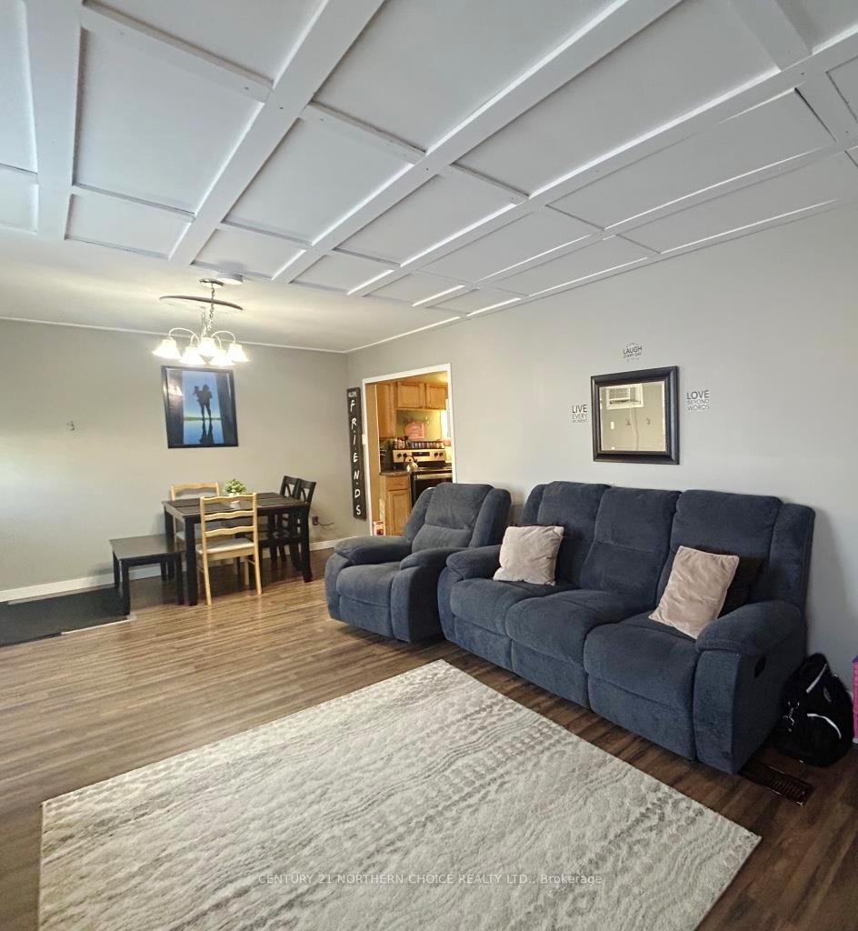 Photo 7 of 917 Phair Avenue, Fort Frances — HOMEH