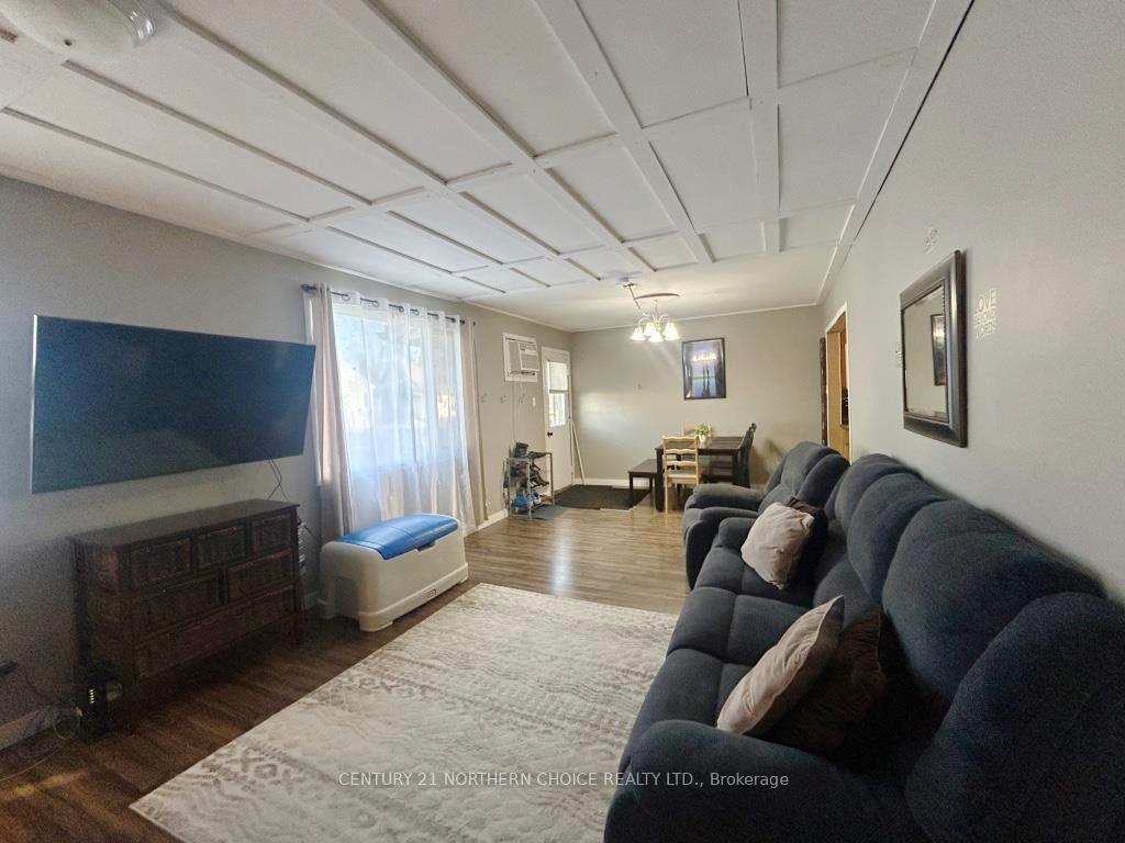 Photo 9 of 917 Phair Avenue, Fort Frances — HOMEH