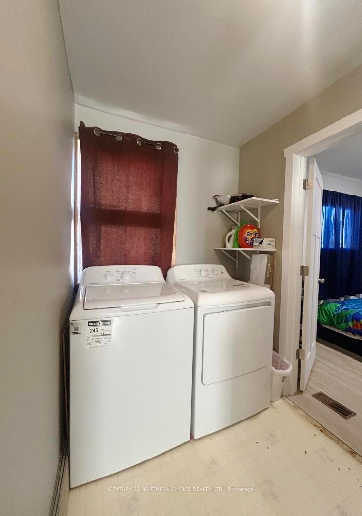 Photo 15 of 917 Phair Avenue, Fort Frances — HOMEH