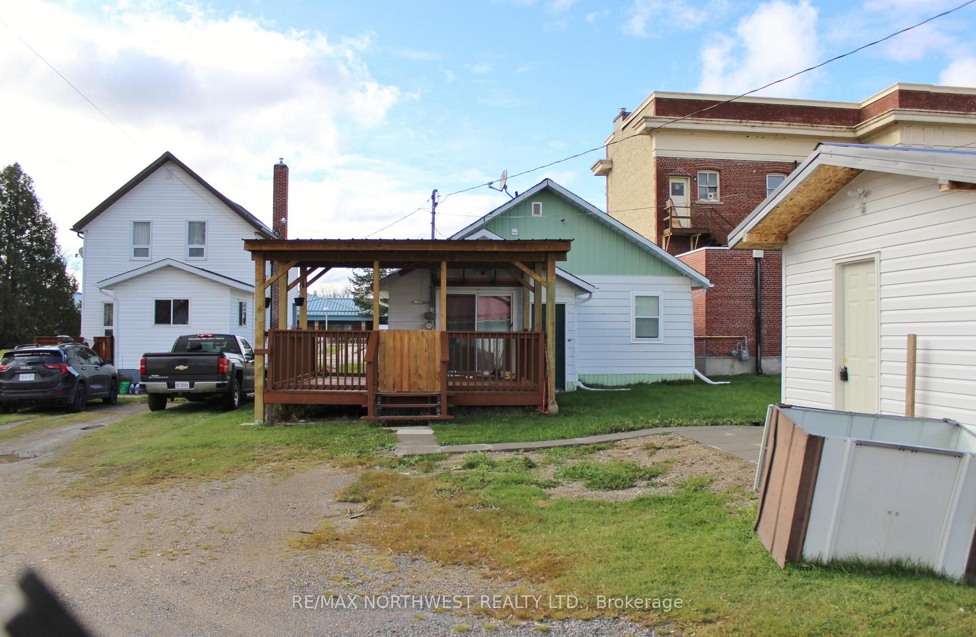 Photo 3 of 118 Fourth St, Rainy River — HOMEH