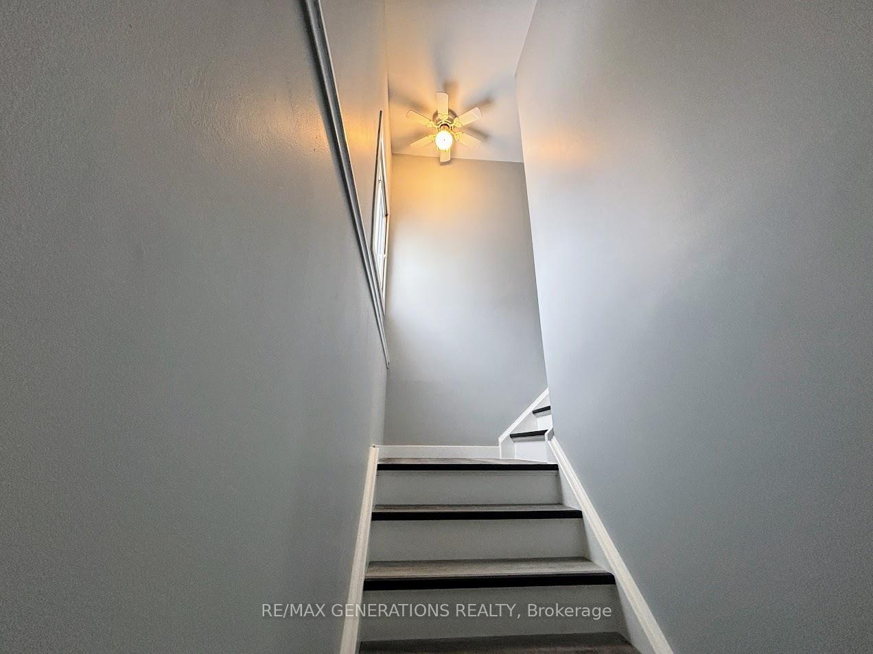 Photo 11 of 32 Mona Drive, Manitouwadge — HOMEH