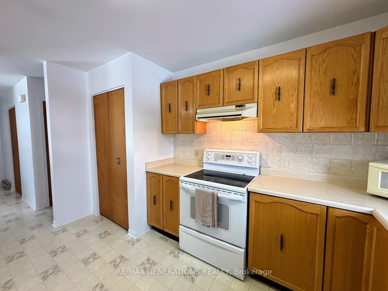 Photo 4 of 12 Wendego Street, Manitouwadge — HOMEH