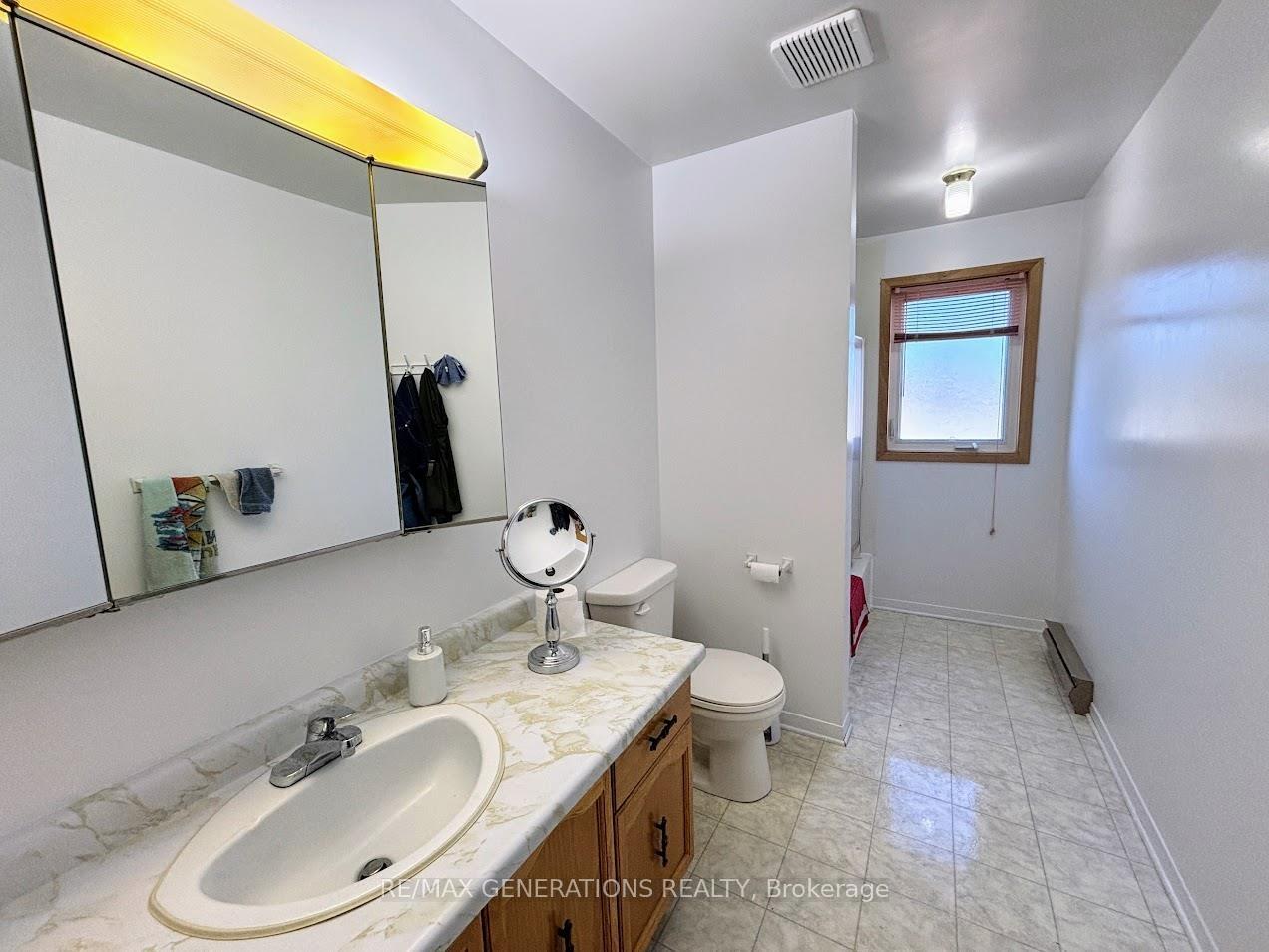 Photo 16 of 12 Wendego Street, Manitouwadge — HOMEH