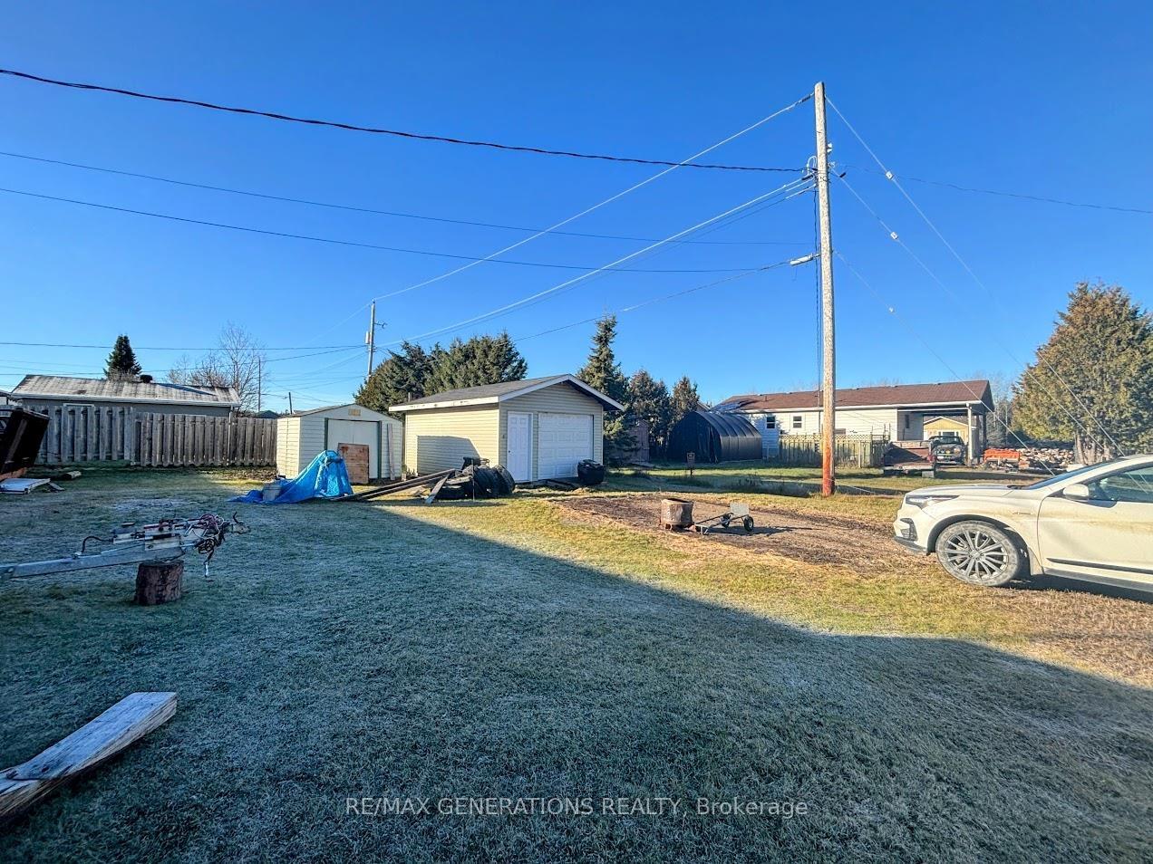 Photo 34 of 12 Wendego Street, Manitouwadge — HOMEH