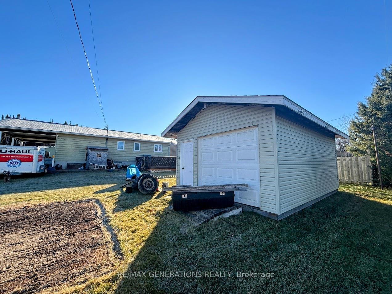 Photo 35 of 12 Wendego Street, Manitouwadge — HOMEH