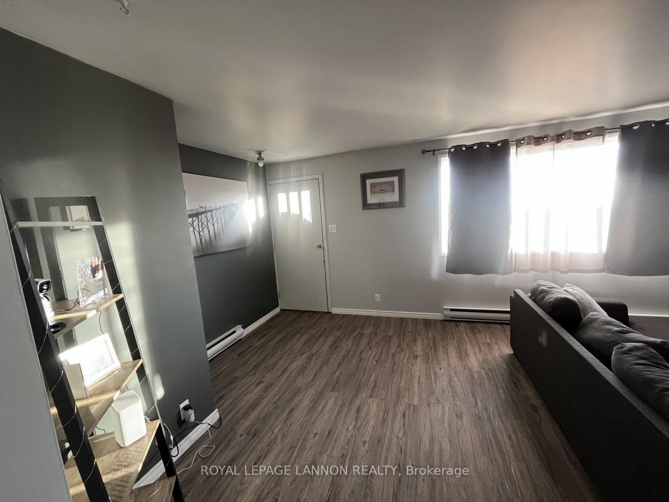 Photo 11 of 225 Bayview Street, Schreiber — HOMEH