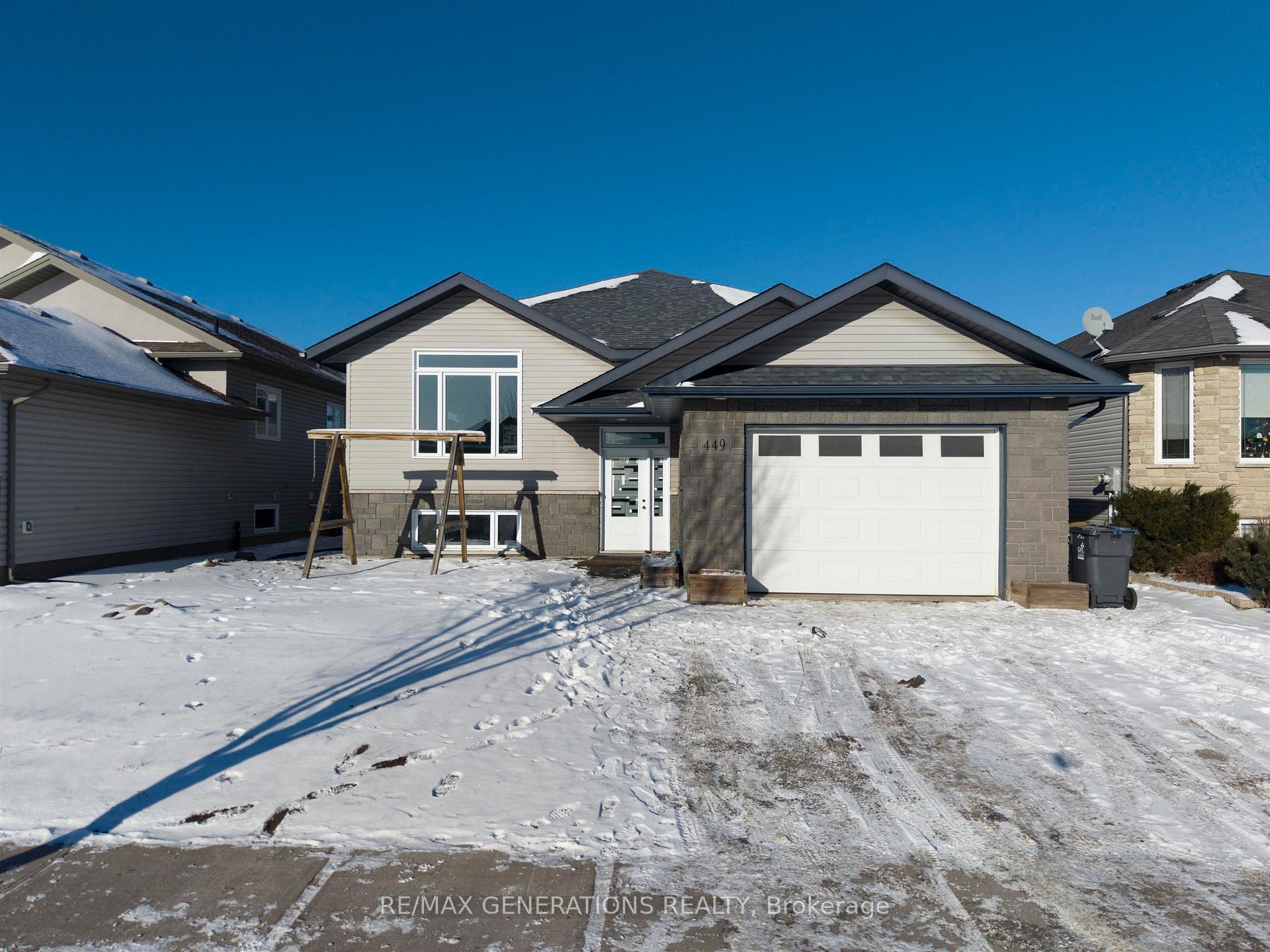 Front of 449 Longbow Street