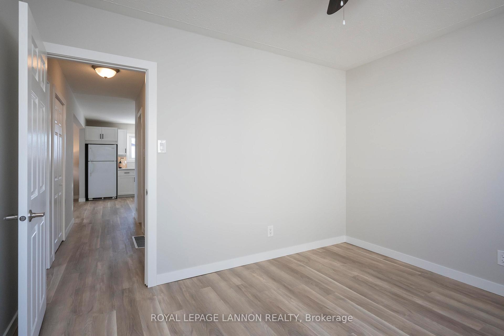 Photo 18 of 158 Carl Avenue, Thunder Bay, John Street North — HOMEH