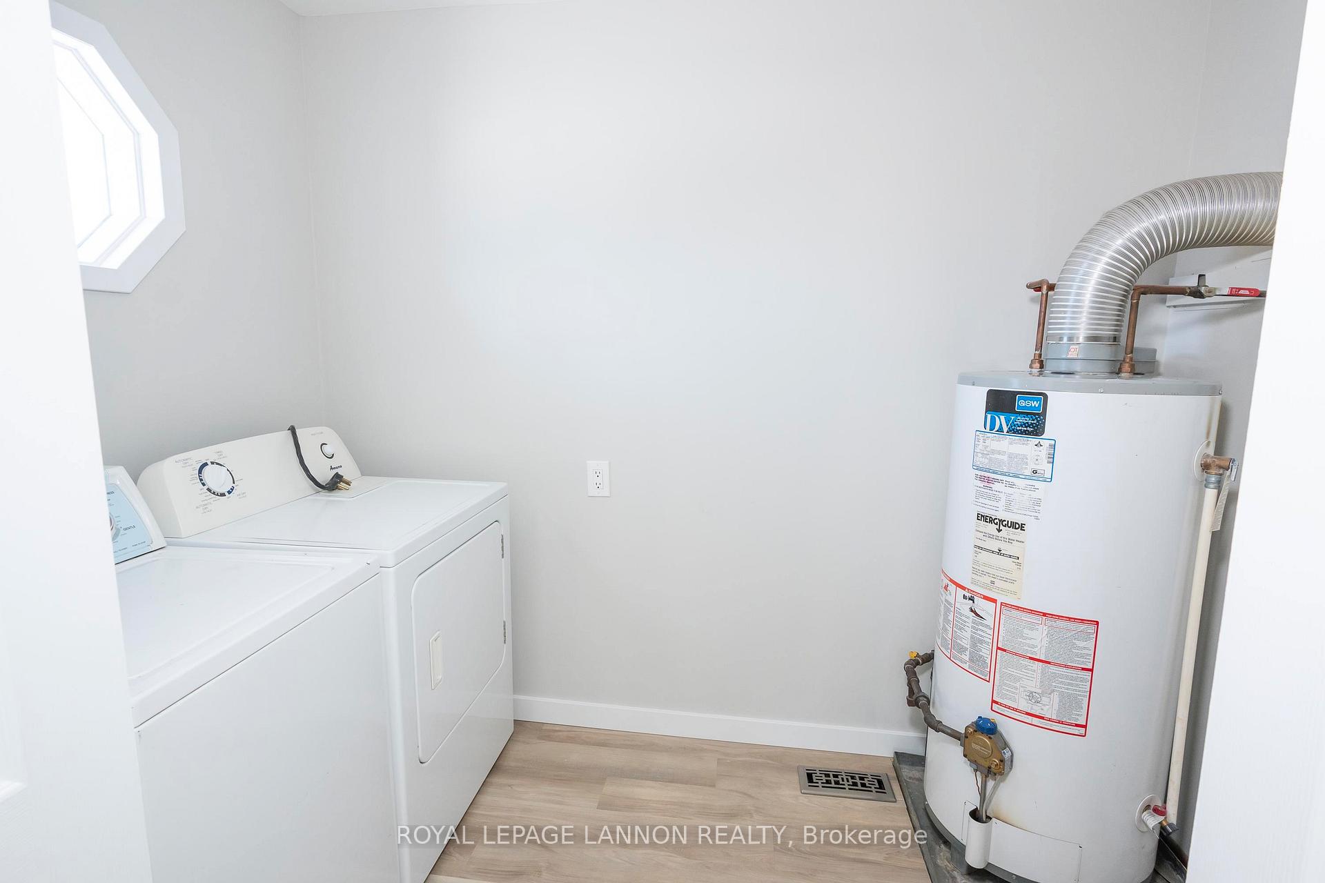 Photo 30 of 158 Carl Avenue, Thunder Bay, John Street North — HOMEH