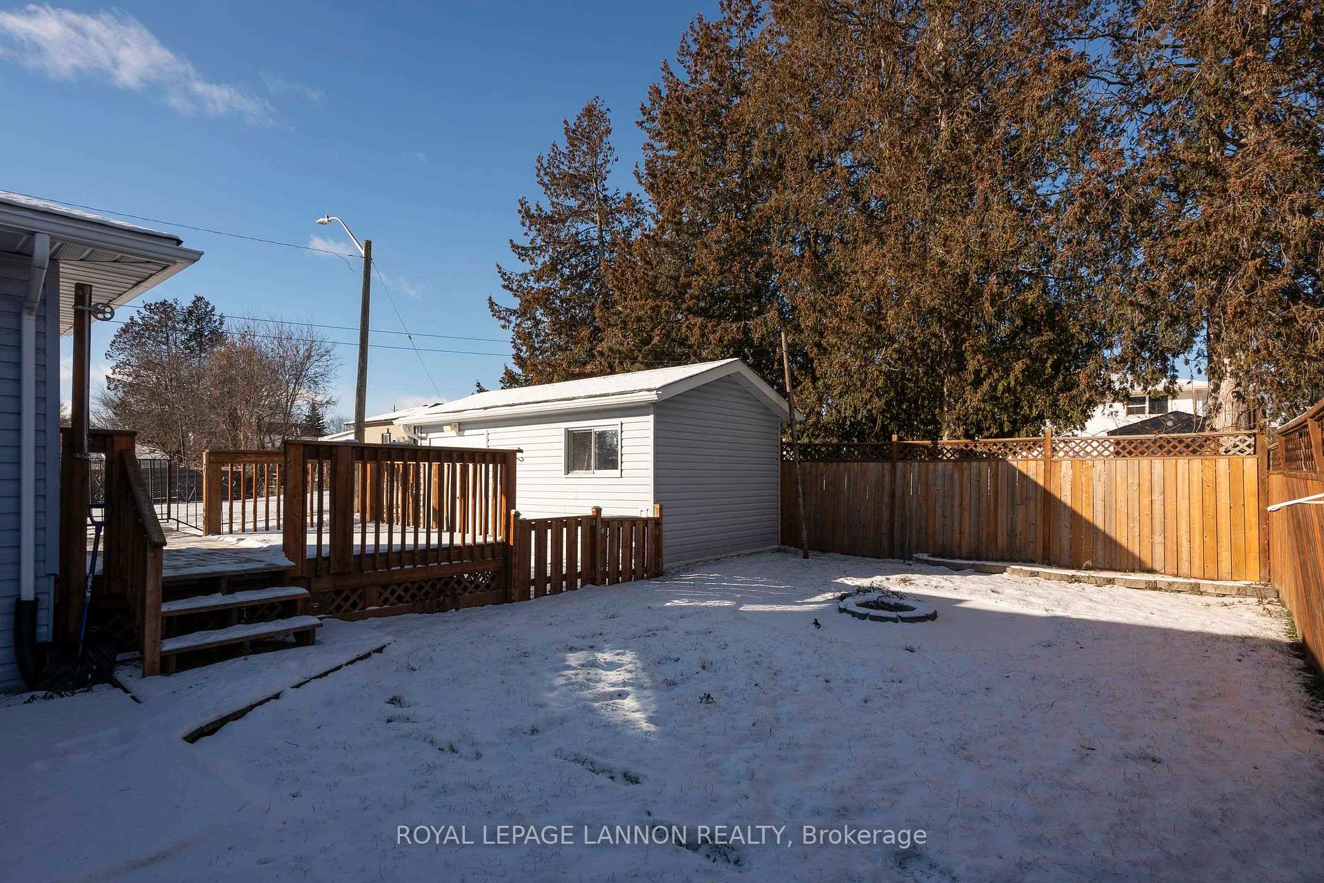 Photo 35 of 158 Carl Avenue, Thunder Bay, John Street North — HOMEH
