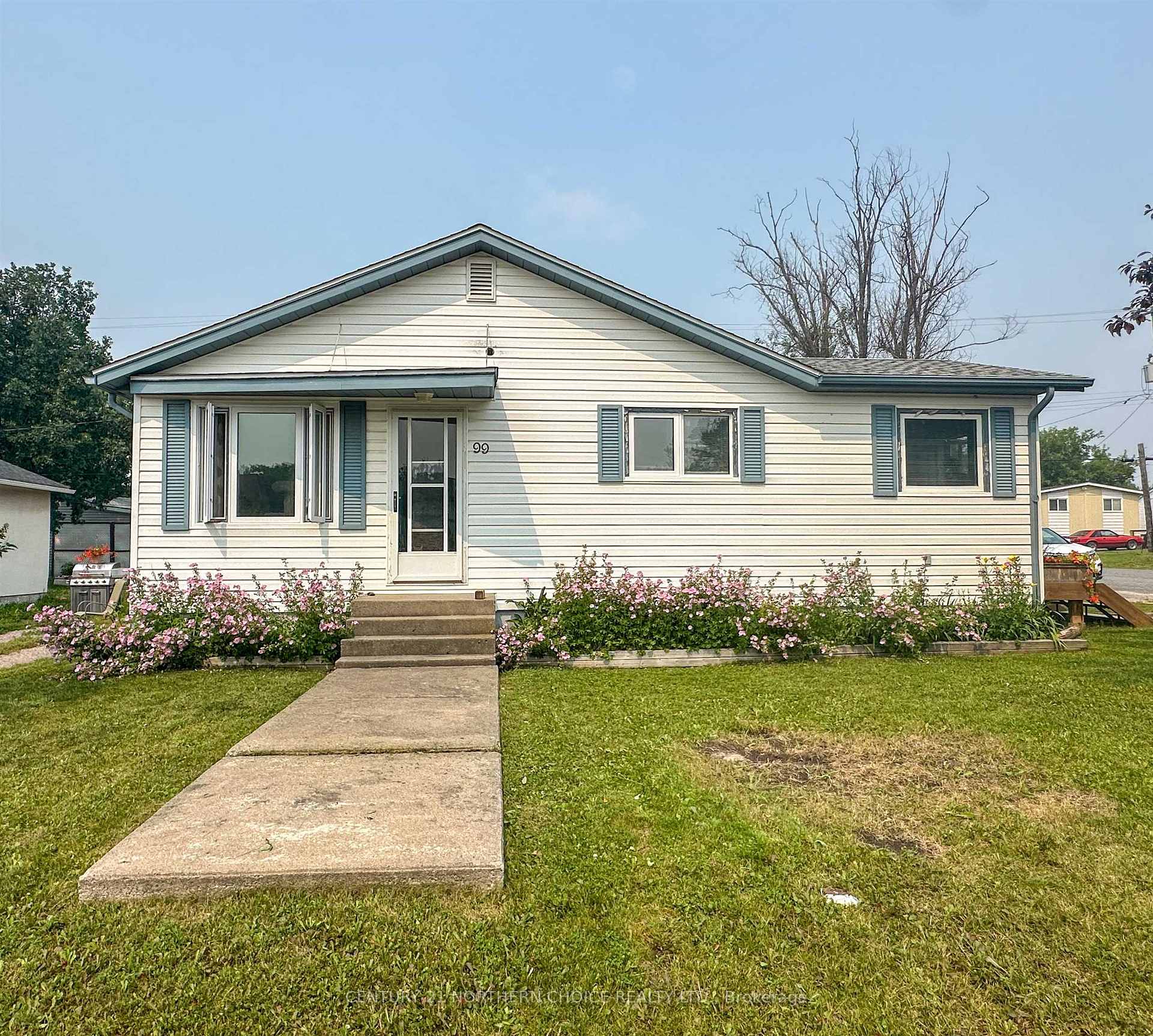 Photo 20 of 99 Detta Road, Red Lake — HOMEH