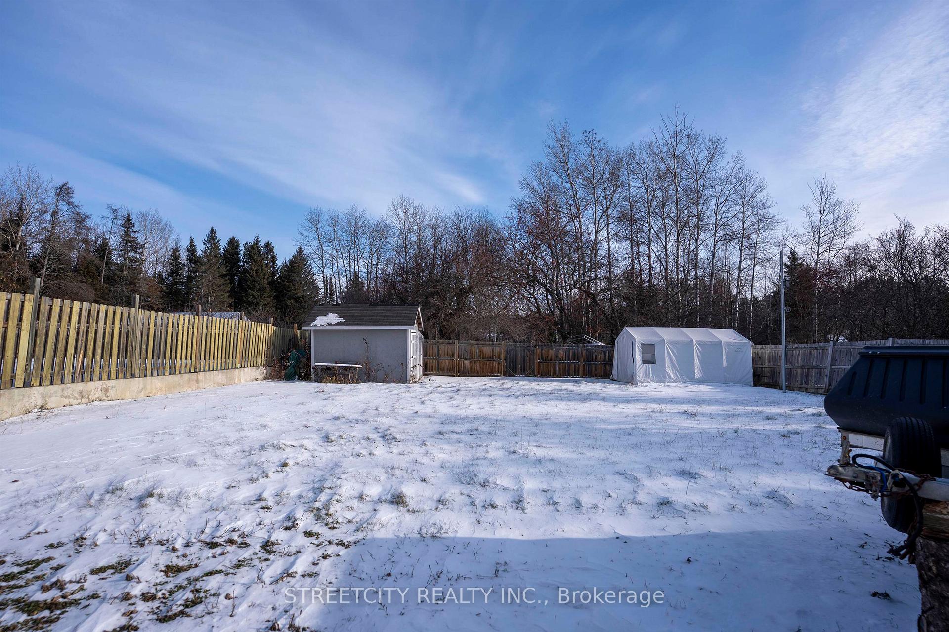 Photo 34 of 786 Moore Avenue, Thunder Bay, John Street North — HOMEH
