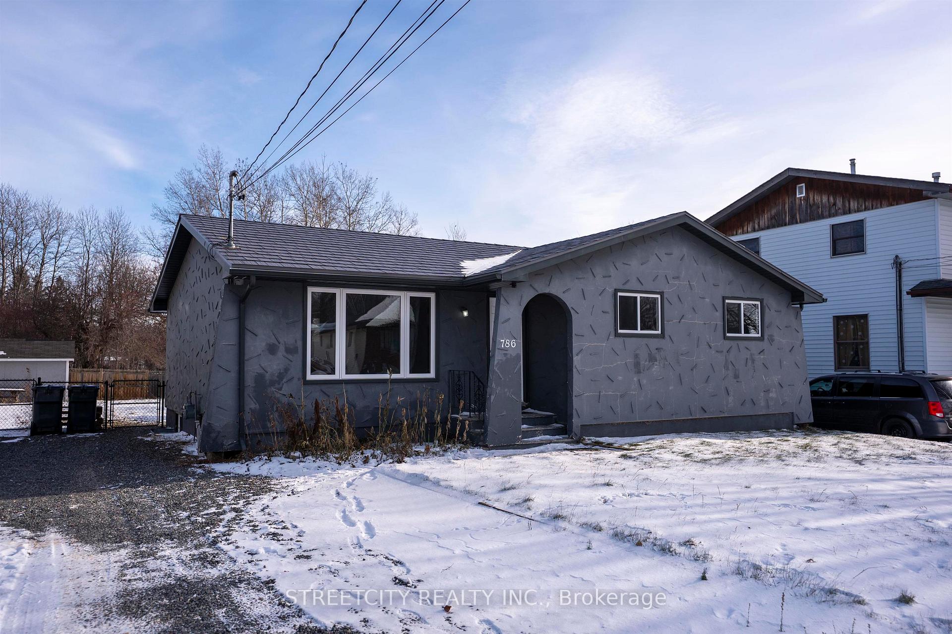 Photo 39 of 786 Moore Avenue, Thunder Bay, John Street North — HOMEH