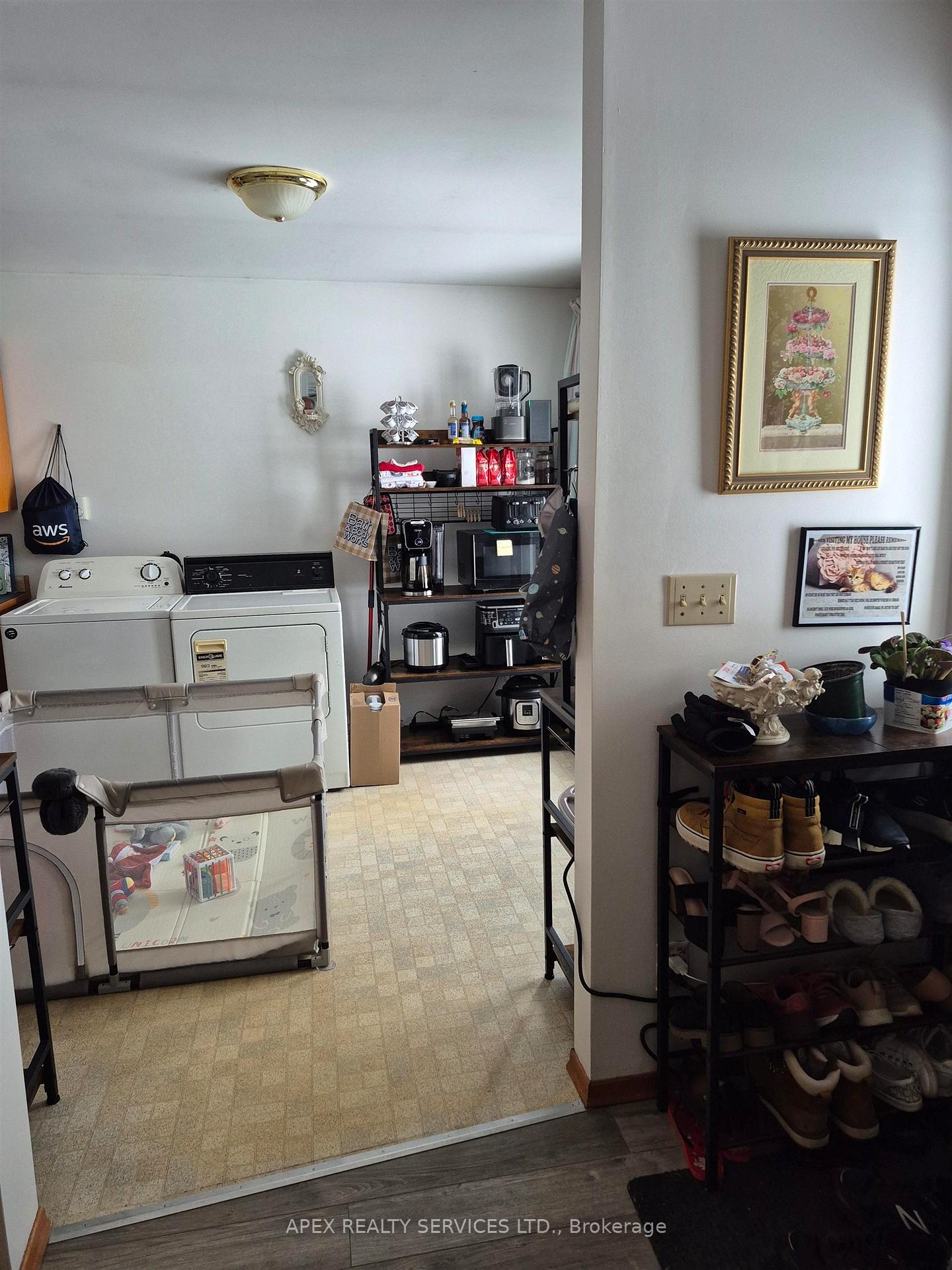 Photo 7 of 412 Toledo Street, Thunder Bay, Shuniah — HOMEH