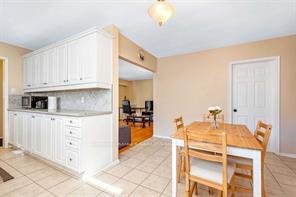 Photo 9 of 2095 Haig Drive, Ottawa, Elmvale Acres — HOMEH
